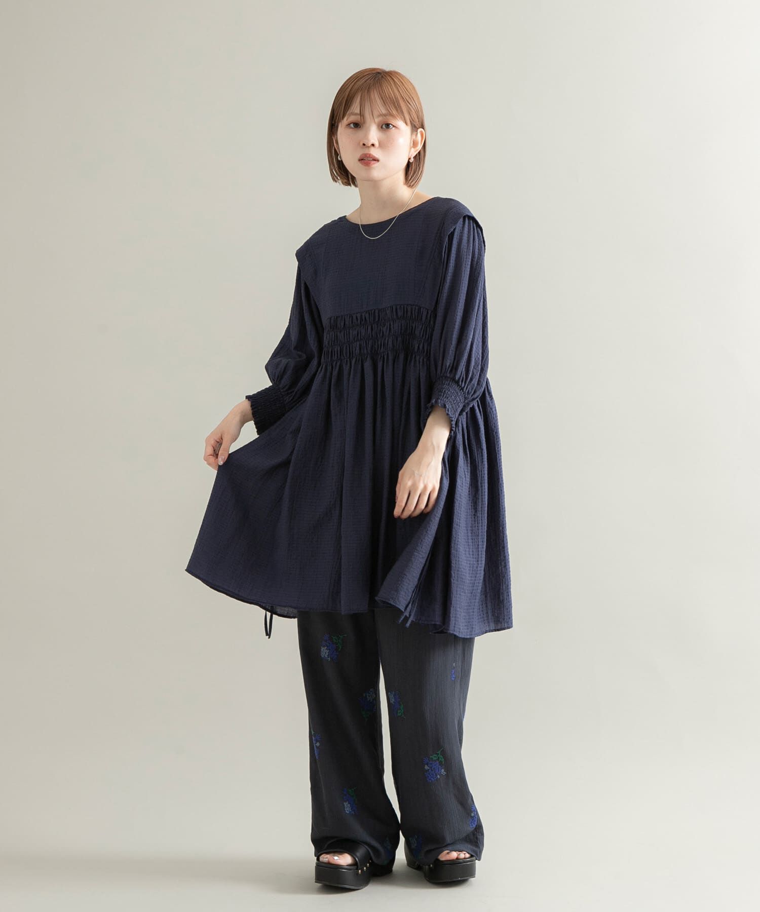  「2WAYシャーリングミニワンピース」|ワンピース|