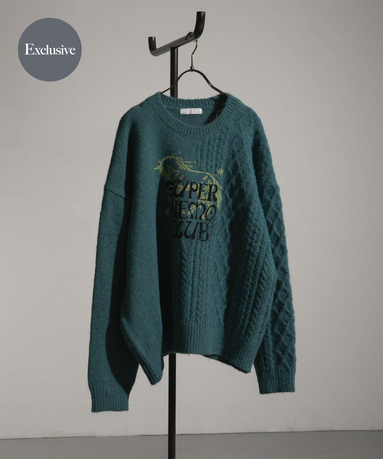 SENSE OF PLACE by URBAN RESEARCH「『別注』SHUHEI KOKI&times;SENSE OF PLACE　プリントニット」|ニット・セーター|ブルー