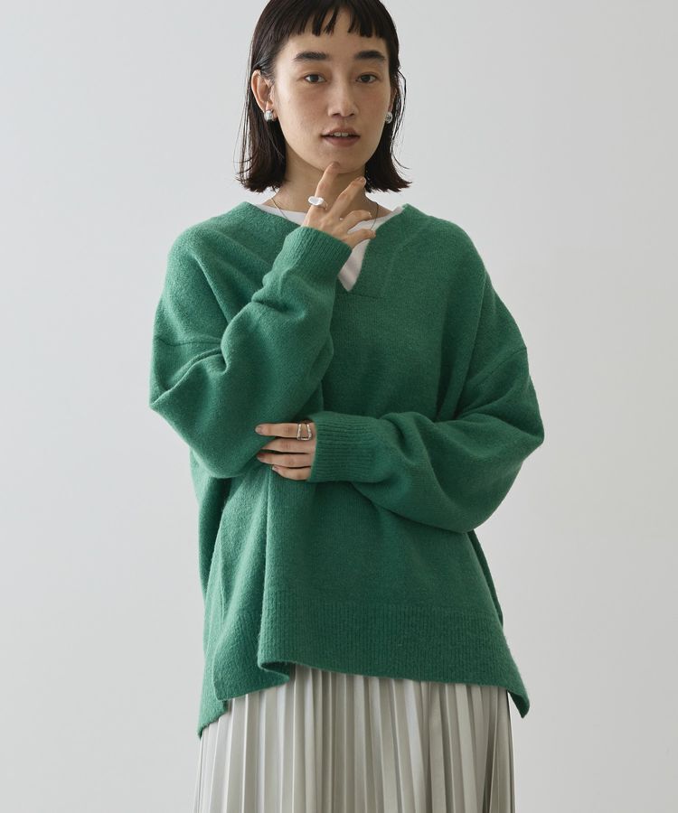 AMERICAN HOLIC「カーブネックニットプルオーバー」|ニット・セーター|