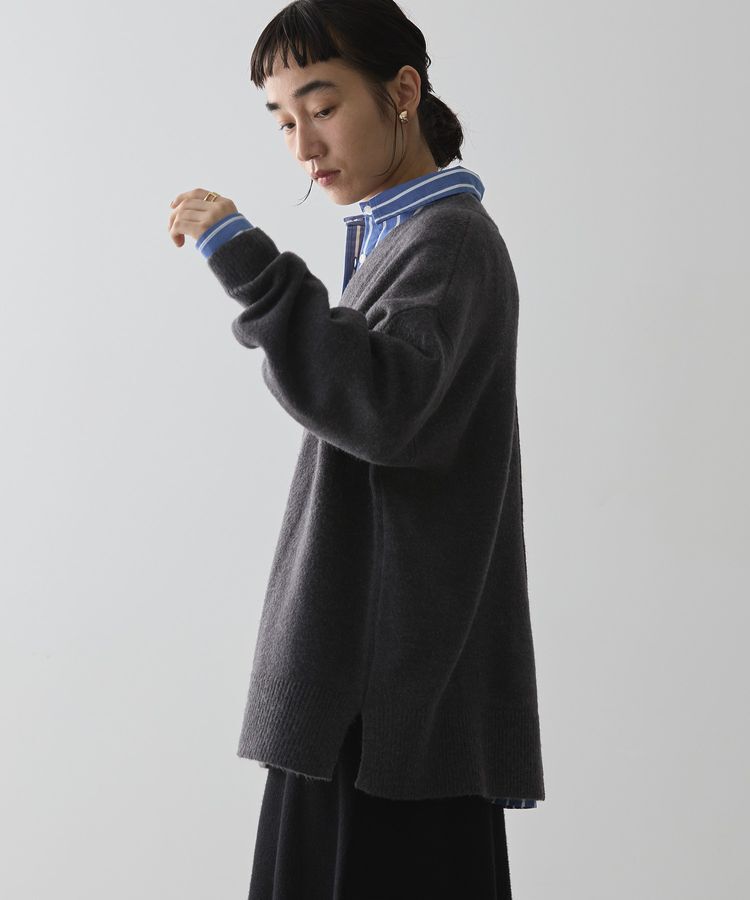 AMERICAN HOLIC「カーブネックニットプルオーバー」|ニット・セーター|