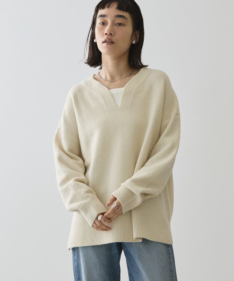 AMERICAN HOLIC「カーブネックニットプルオーバー」|ニット・セーター|