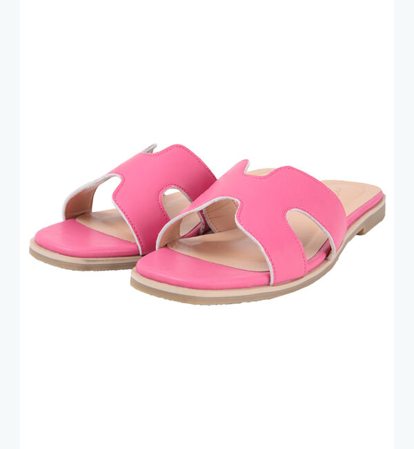 titivate「フラットスクエアサンダル」|サンダル|