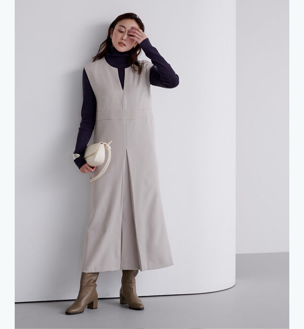 ur's「キーネックフロントタックジャンパースカート」|ワンピース|ライトグレー