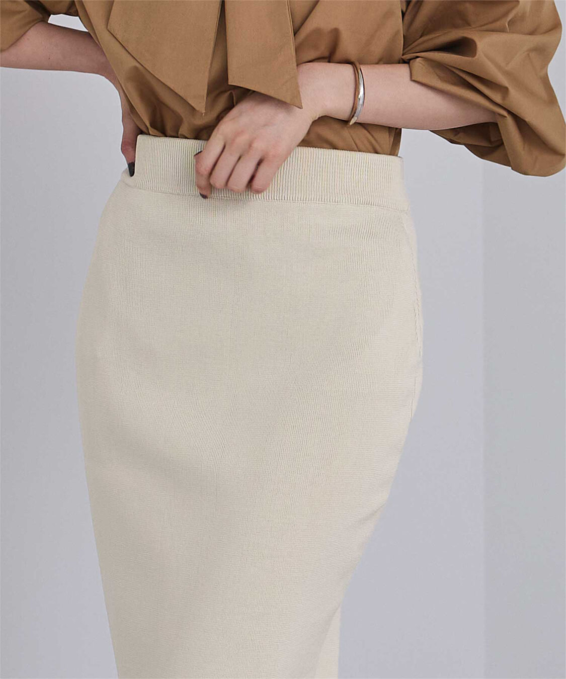 ur's「スポンディッシュ美シルエットニットタイトスカート」|スカート|