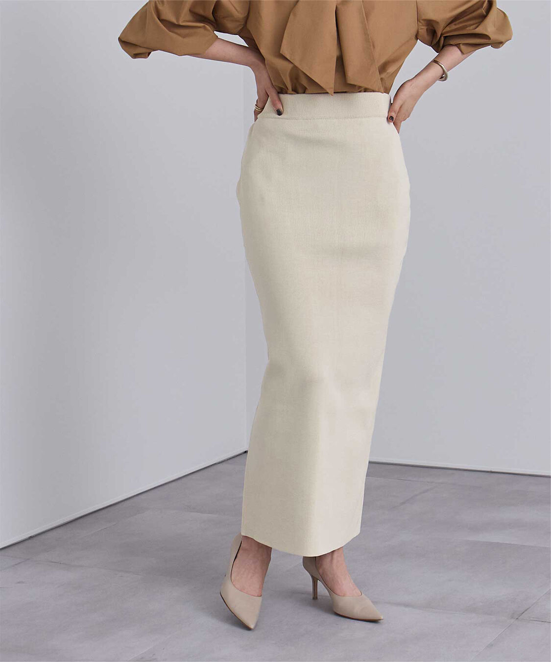 ur's「スポンディッシュ美シルエットニットタイトスカート」|スカート|