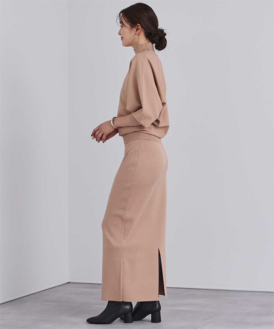 ur's「スポンディッシュ美シルエットニットタイトスカート」|スカート|