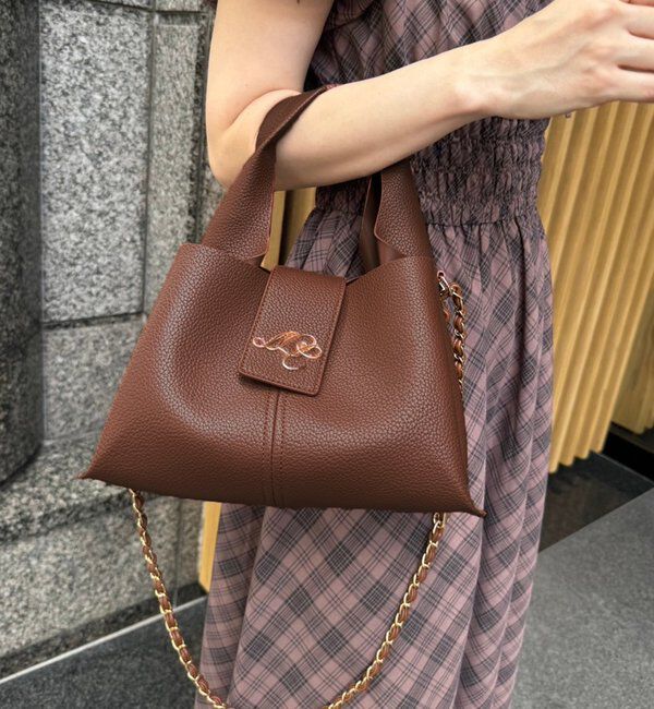  「【リバイバル】エンブレム付きトライアングルバッグ」|ショルダー・メッセンジャー|