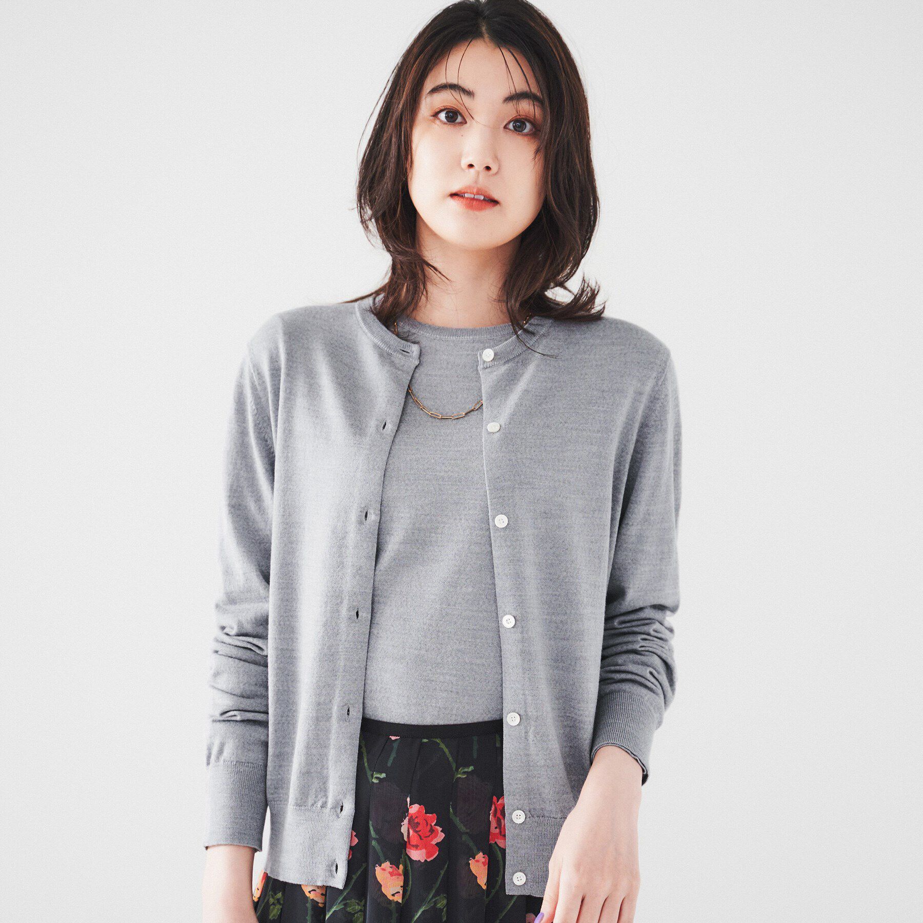 UNTITLED「ウール クルーネックニットカーディガン」|カーディガン|グレー(012)