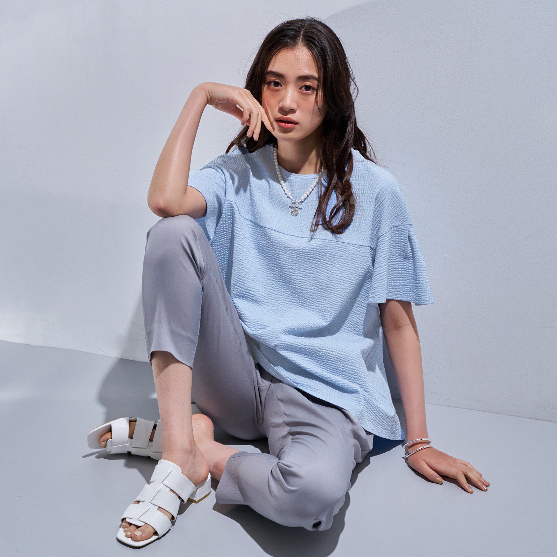 INDIVI「【洗える／体型カバー】凹凸素材フレアデザイントップス」|Tシャツ・カットソー|