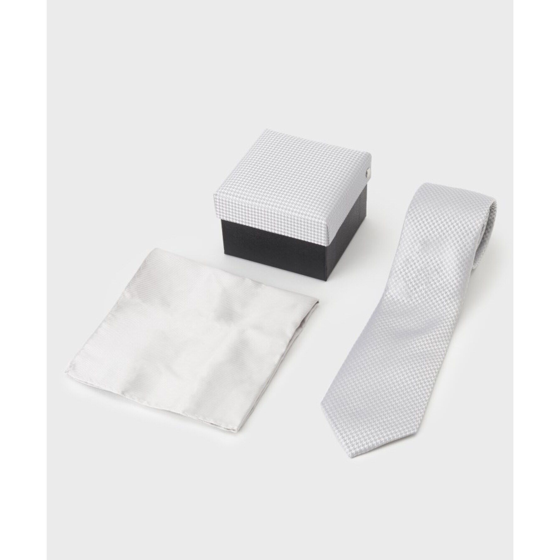 TAKEO KIKUCHI「【フォーマルBOXセット】カラーネクタイ＆チーフ セット」|ネクタイ・蝶ネクタイ|