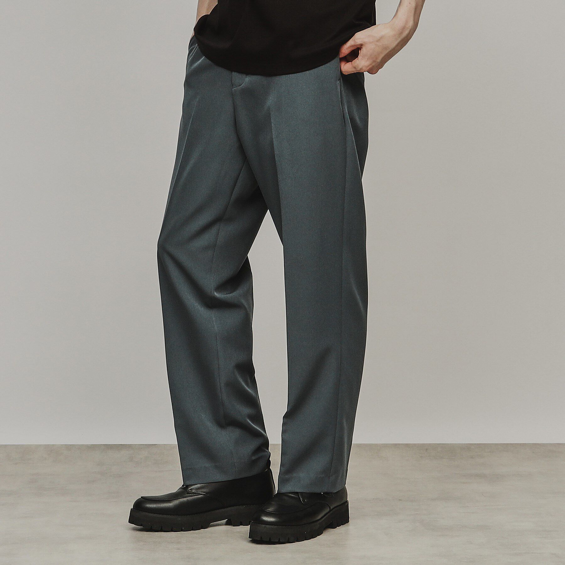 tk.TAKEO KIKUCHI「360度ストレッチワイドストレートパンツ」|その他|