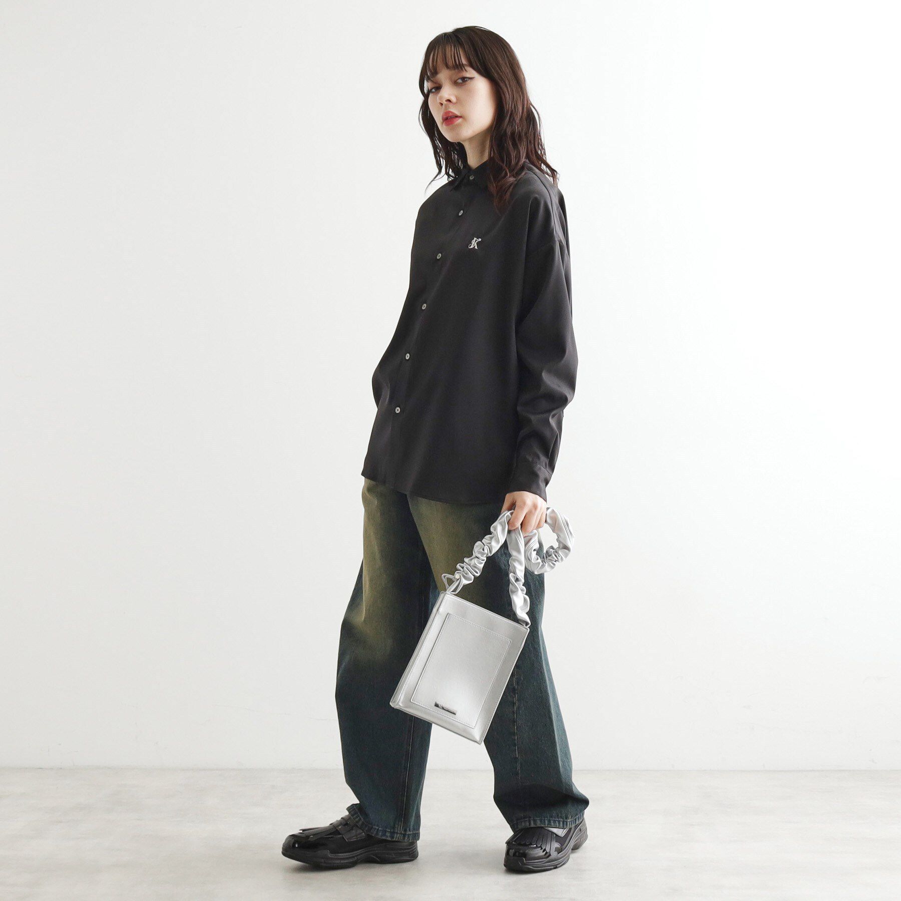 tk.TAKEO KIKUCHI「プレートドロストショルダーバッグ」|ショルダー・メッセンジャー|