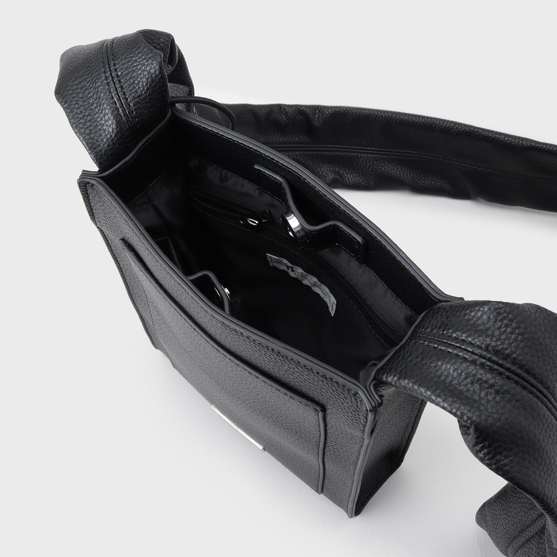 tk.TAKEO KIKUCHI「プレートドロストショルダーバッグ」|ショルダー・メッセンジャー|