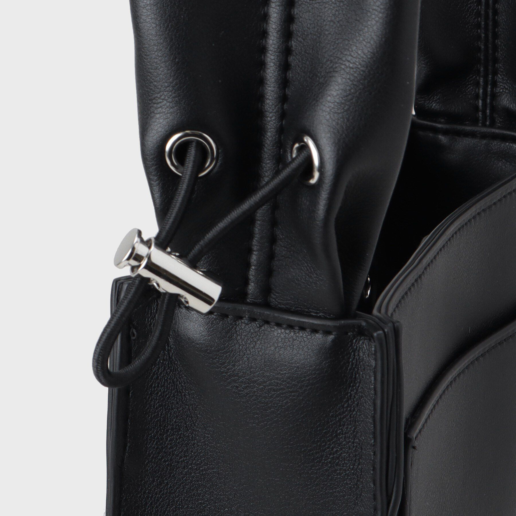 tk.TAKEO KIKUCHI「プレートドロストショルダーバッグ」|ショルダー・メッセンジャー|