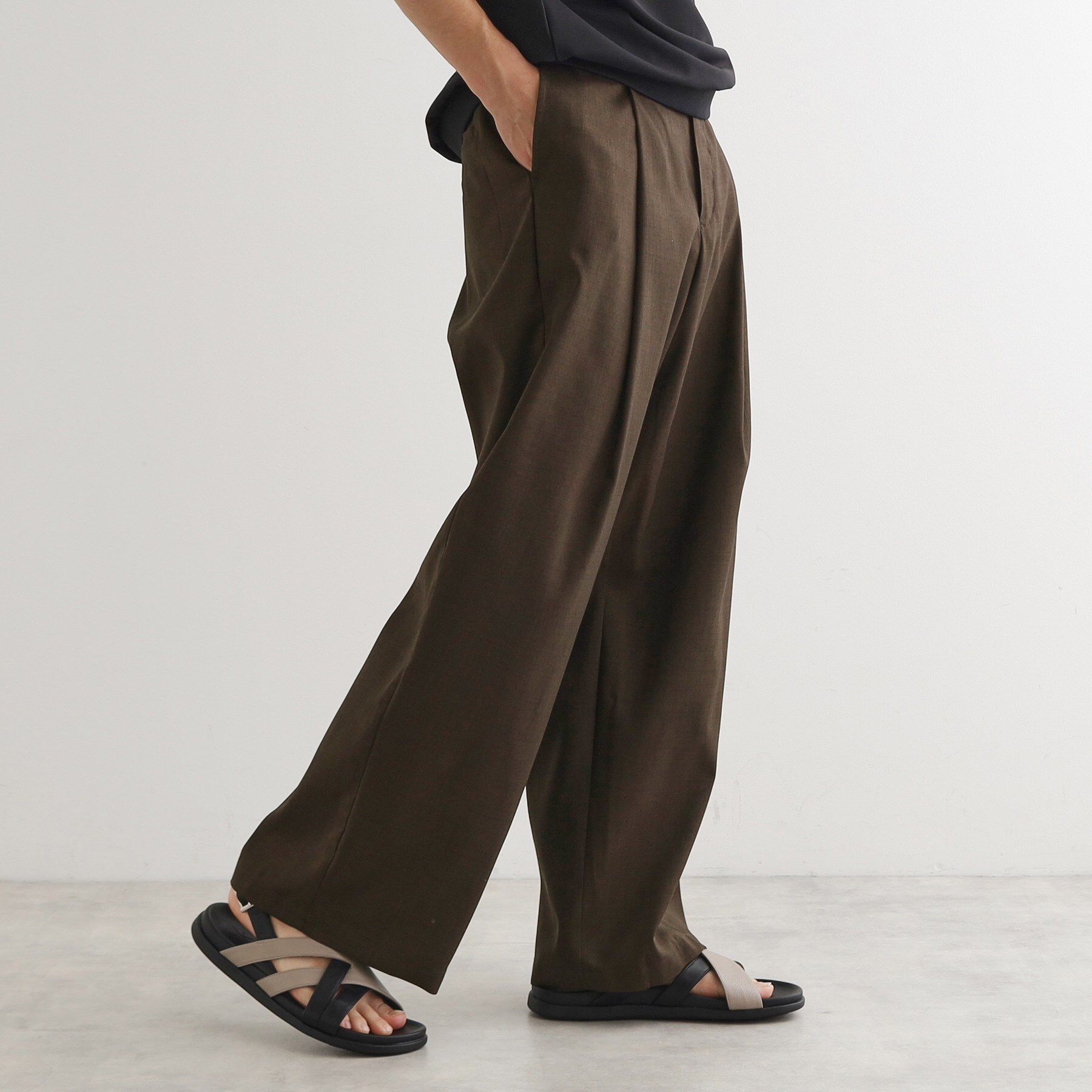 tk.TAKEO KIKUCHI「リネンタッチ バレルスラックス」|その他|