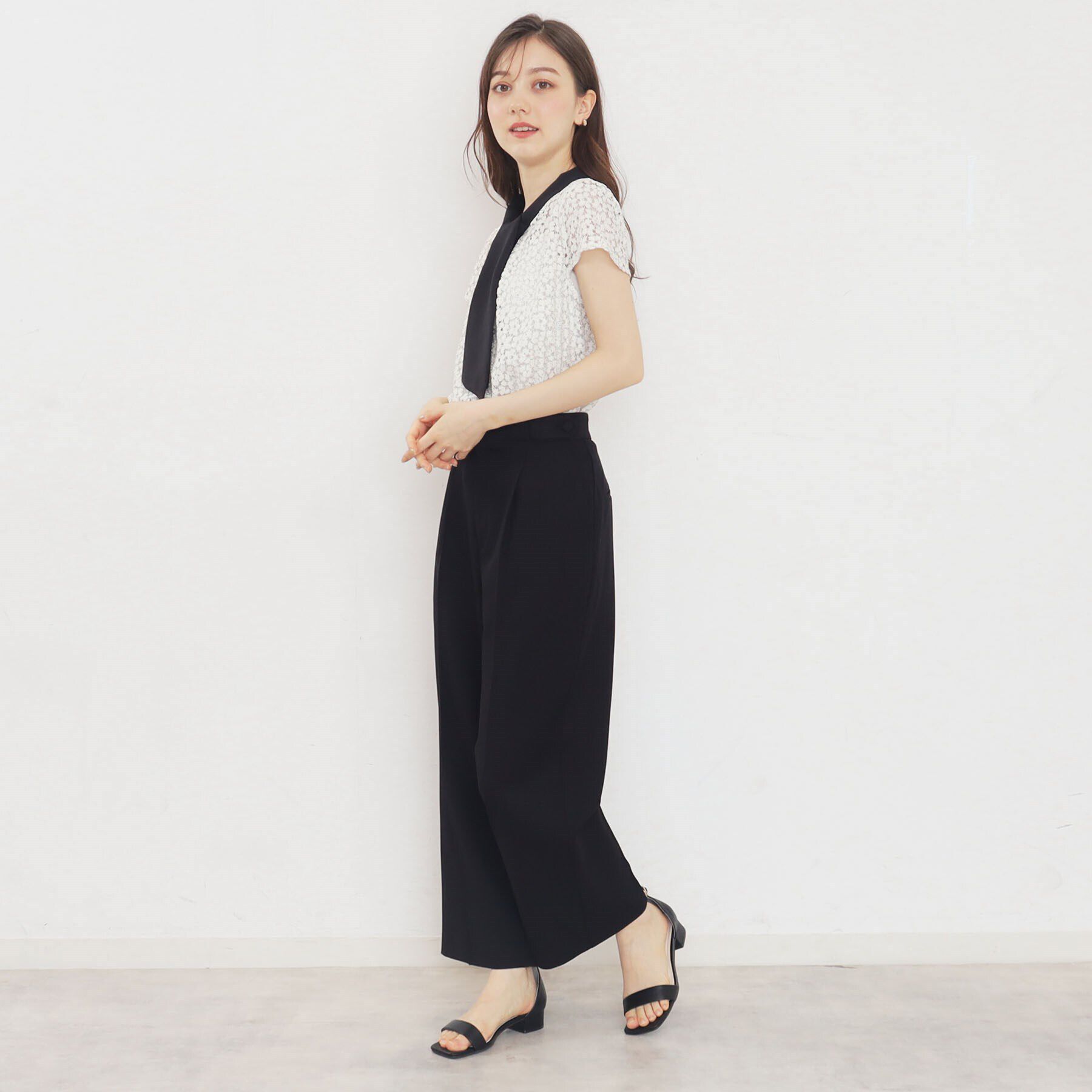 index「ミニフラワーレースボウタイブラウス【洗濯機洗い可/イージーアイロン】」|シャツ・ブラウス|