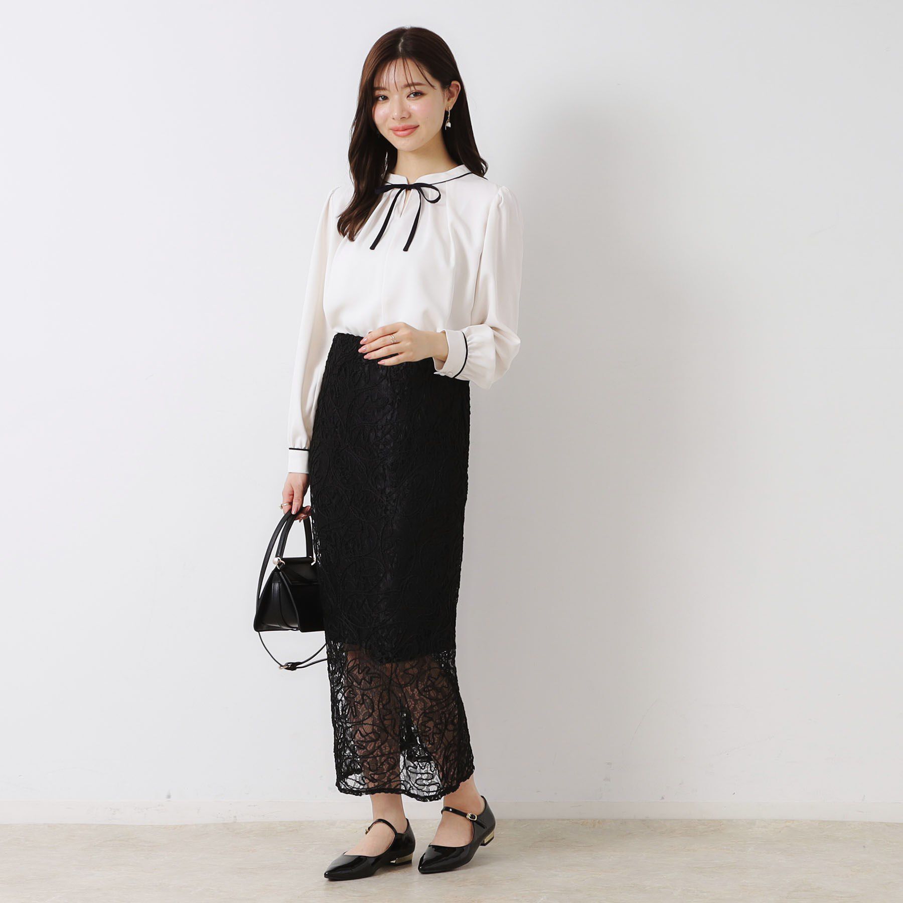 Couture broach「レースコード刺繍スカート」|スカート|