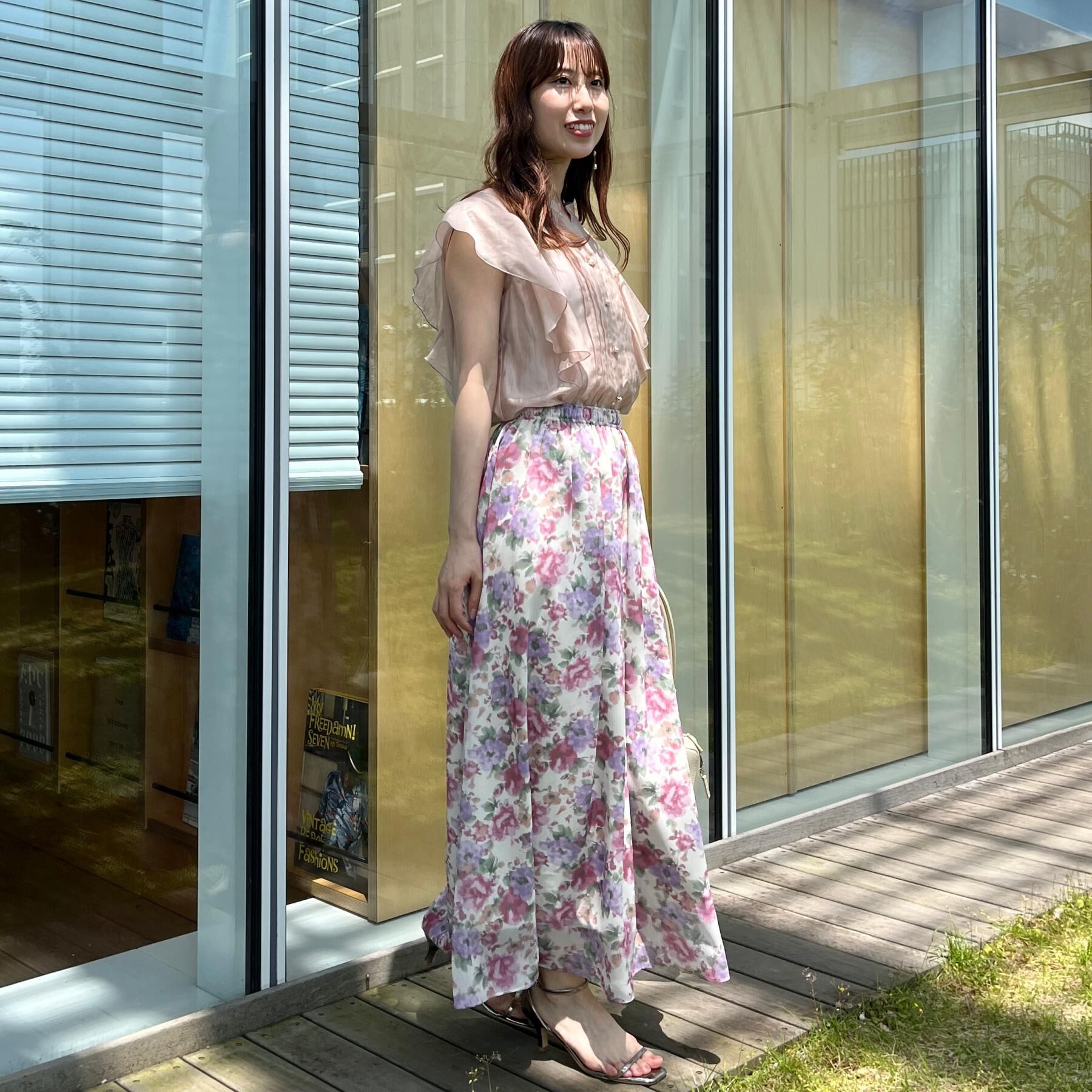 Couture broach「【洗える・オシャレな透け感】タックデザインフレア袖シアーブラウス」|シャツ・ブラウス|