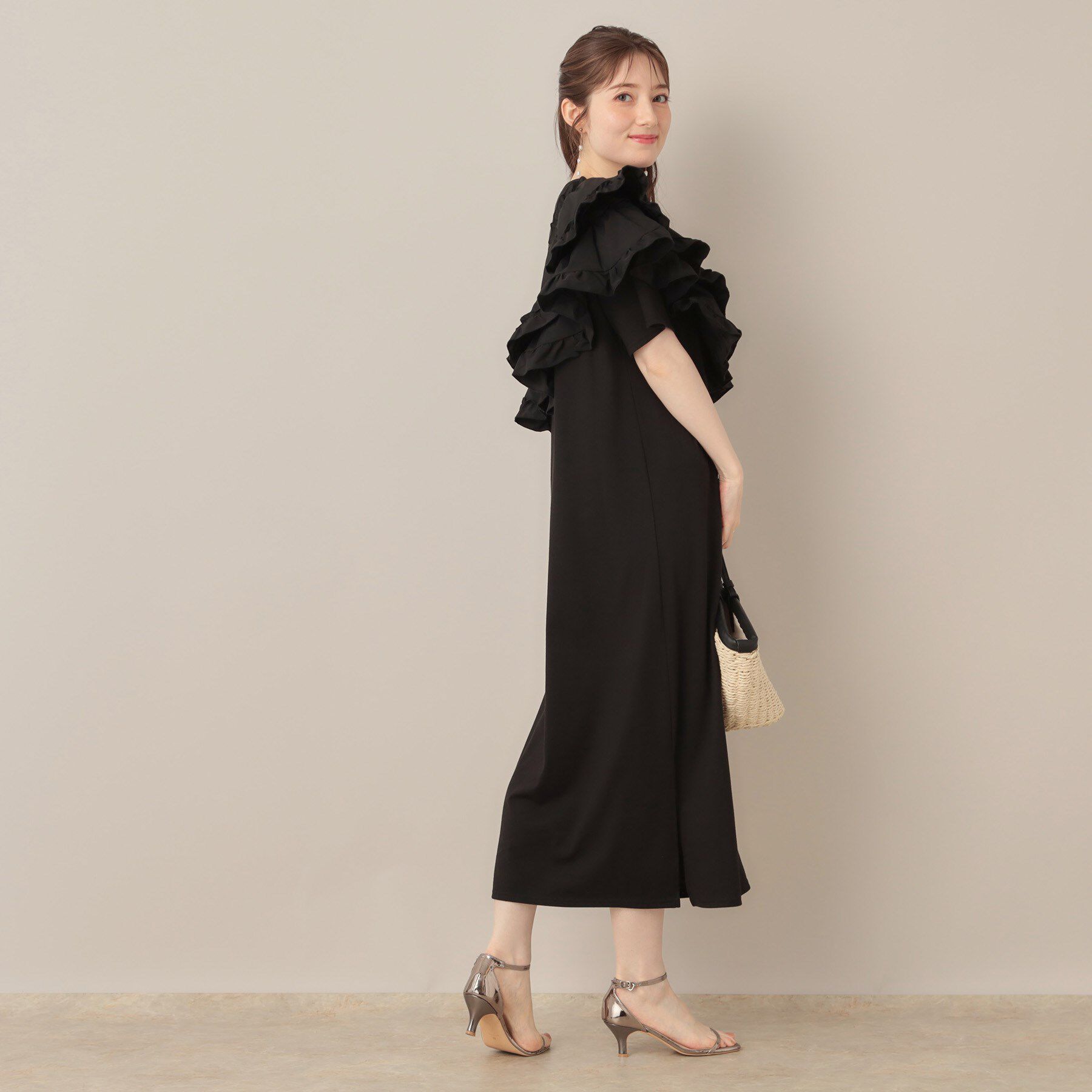 Couture broach「アシメフリルTシャツワンピース」|ワンピース|