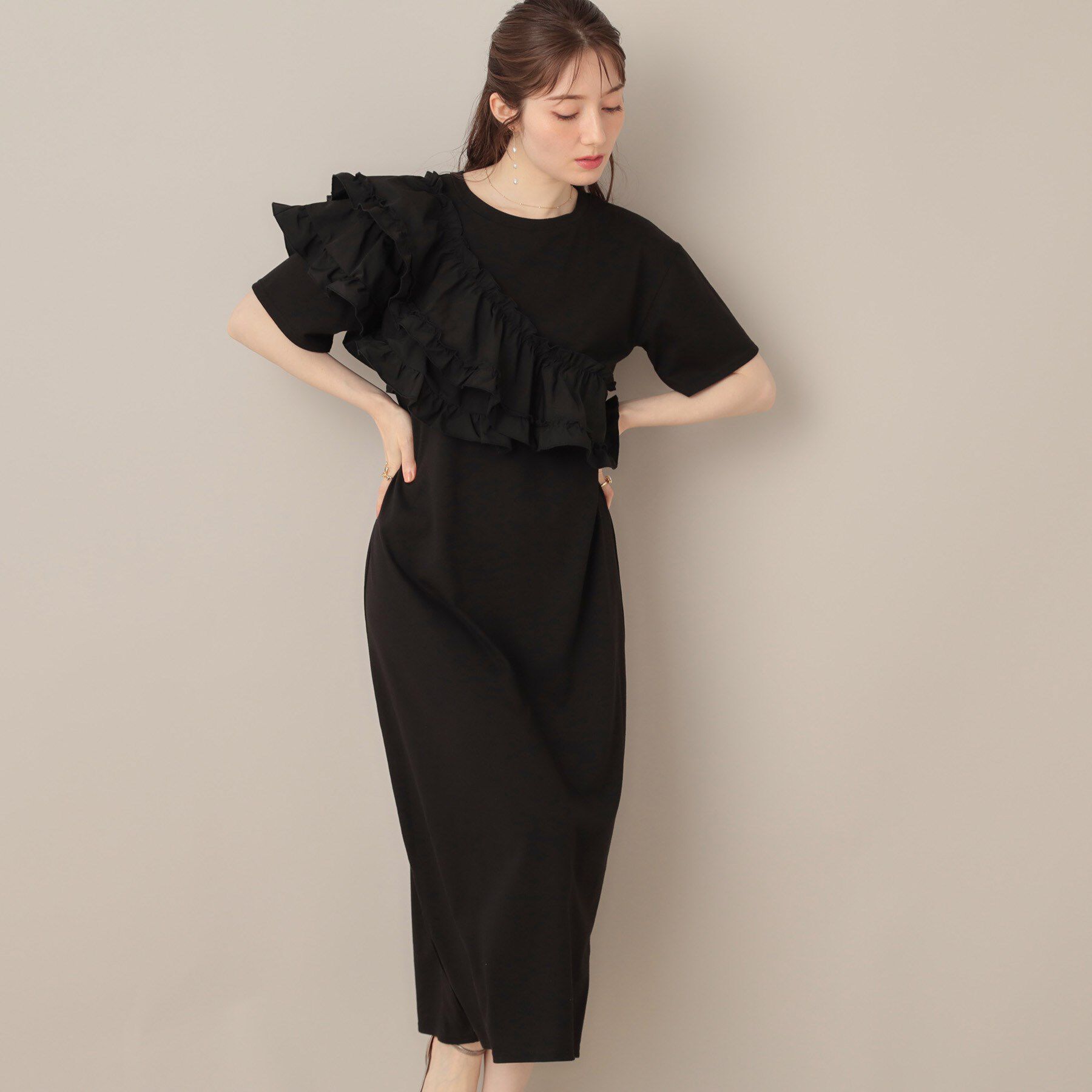 Couture broach「アシメフリルTシャツワンピース」|ワンピース|