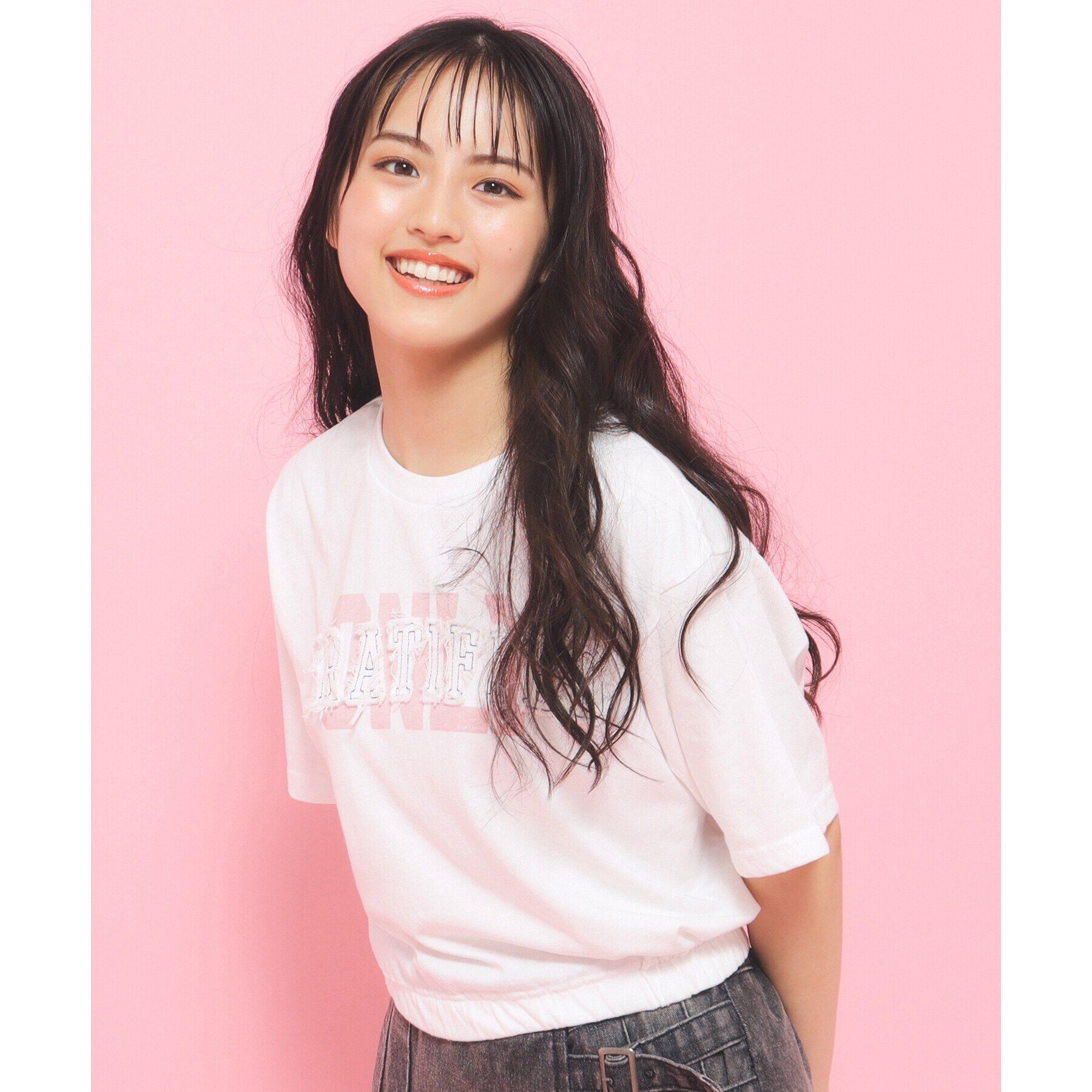 PINK-latte「【130cmあり】バルーンデニムロゴTシャツ」|Tシャツ・カットソー|ｵﾌﾎﾜｲﾄ(003)