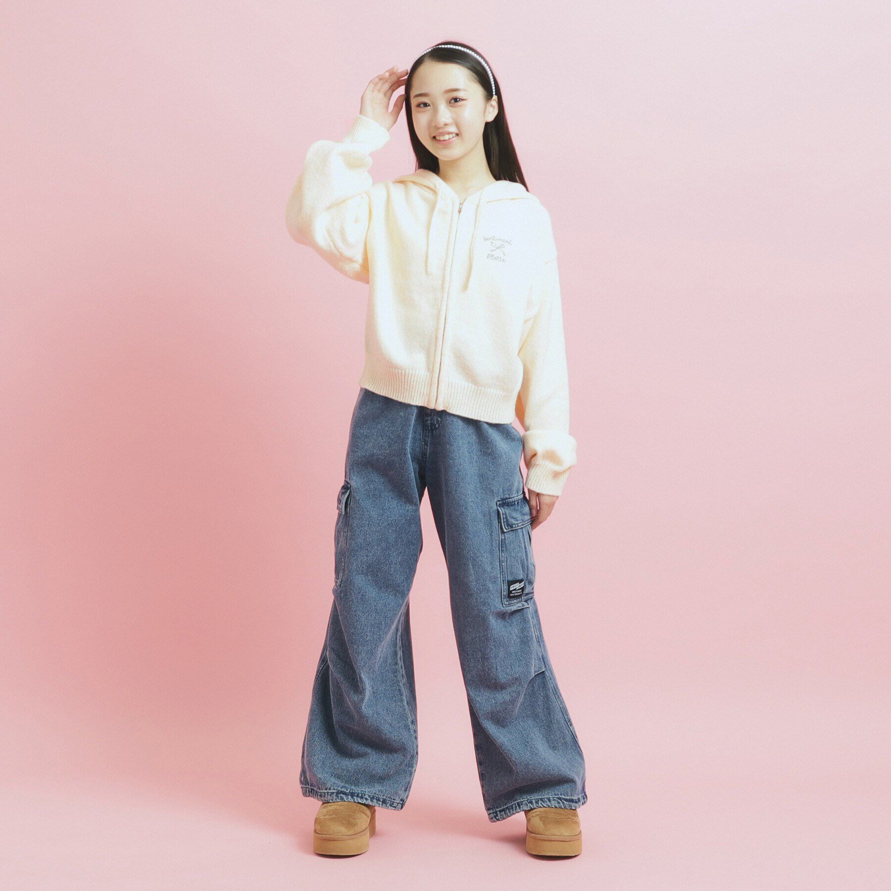 PINK-latte「クロップドリボン刺繍パーカ」|パーカー|