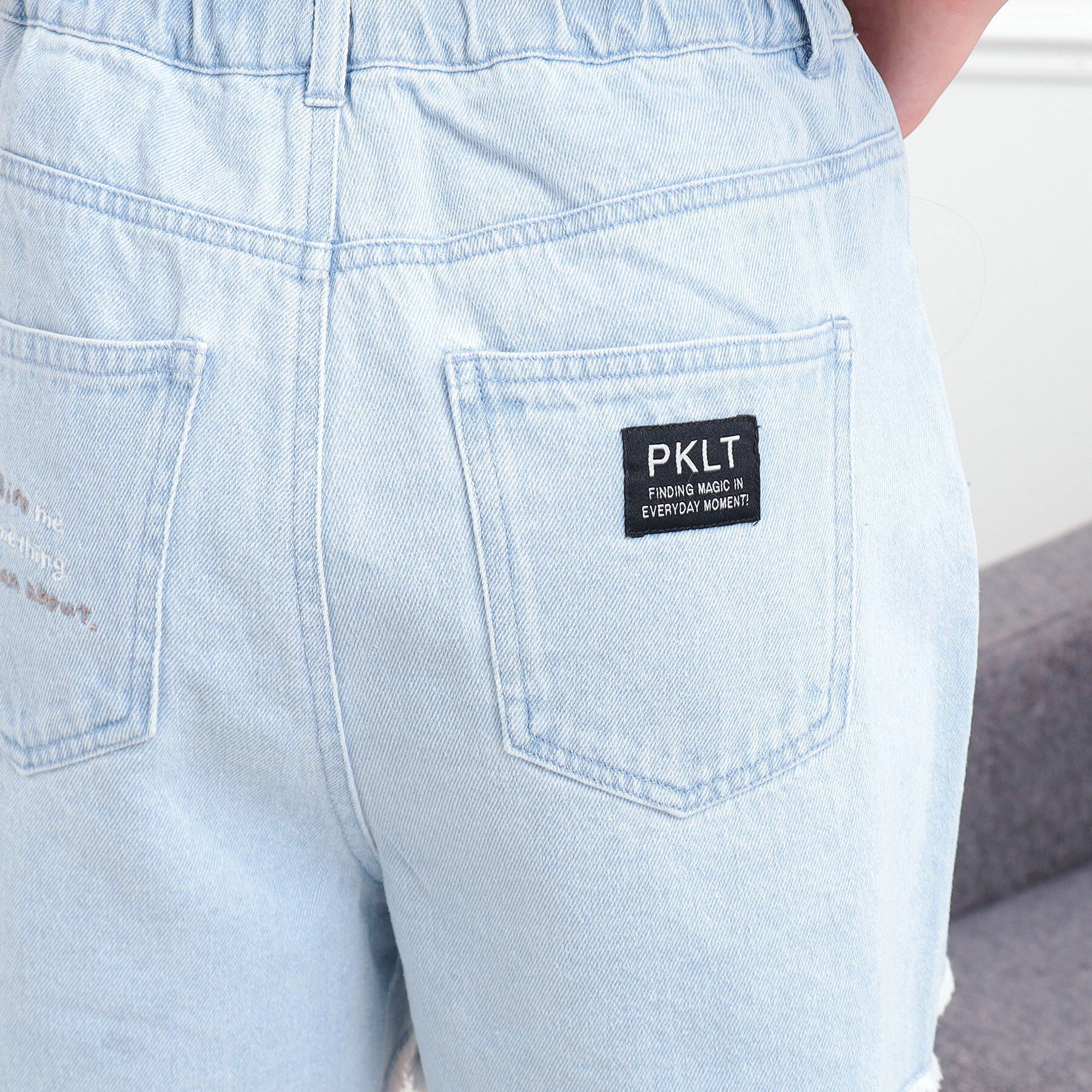 PINK-latte「らくがき刺繍フリンジショートパンツ」|キュロット|