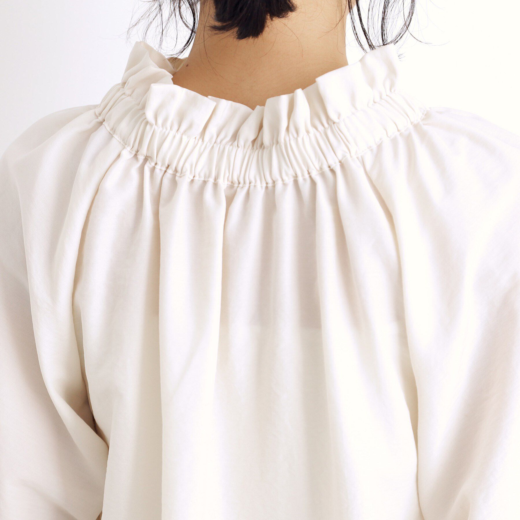 THE SHOP TK「【セレモニー/通勤/新生活】リボンボウタイブラウス/洗える」|シャツ・ブラウス|