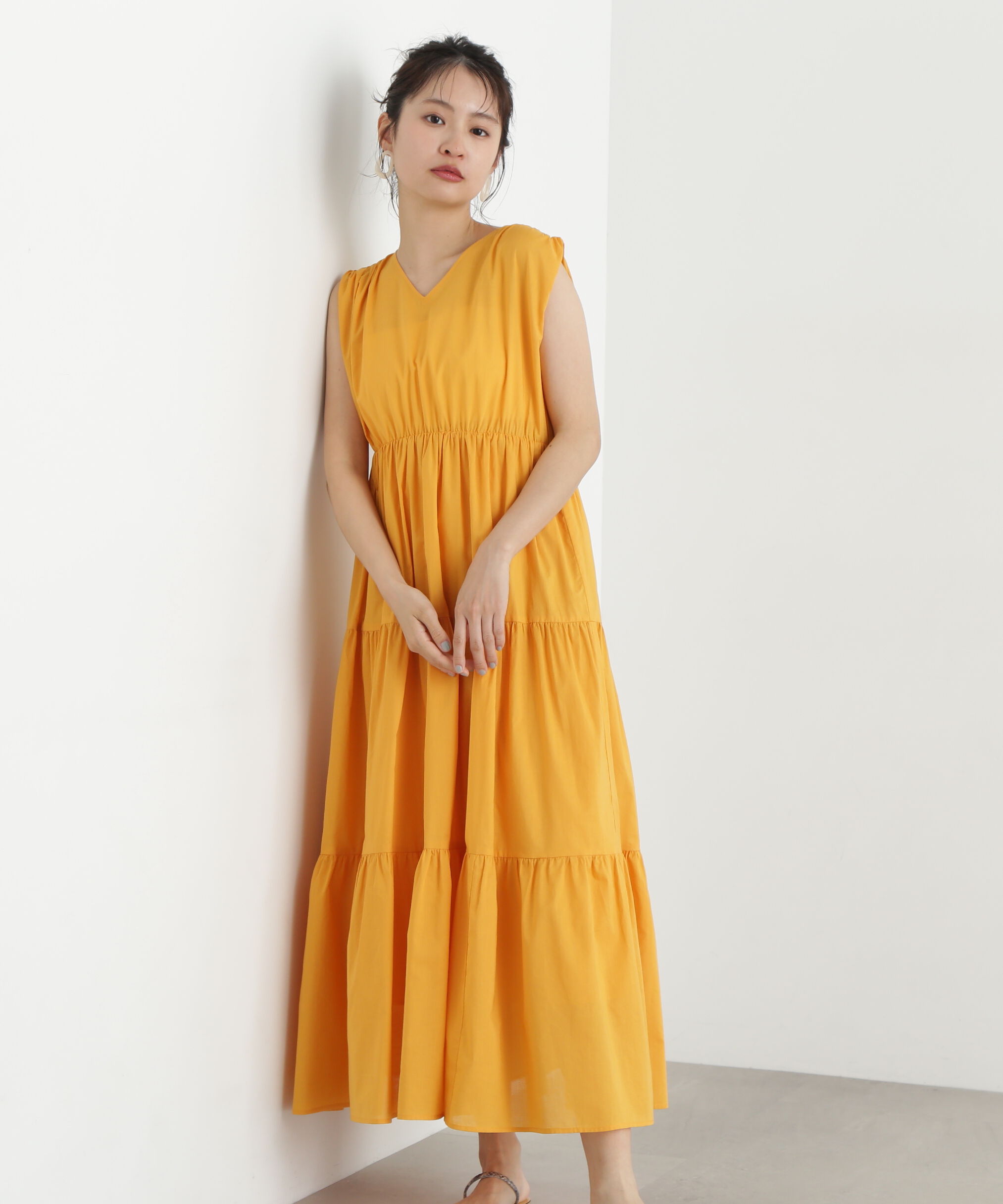  「コットンVネックティアードワンピース」|ワンピース|