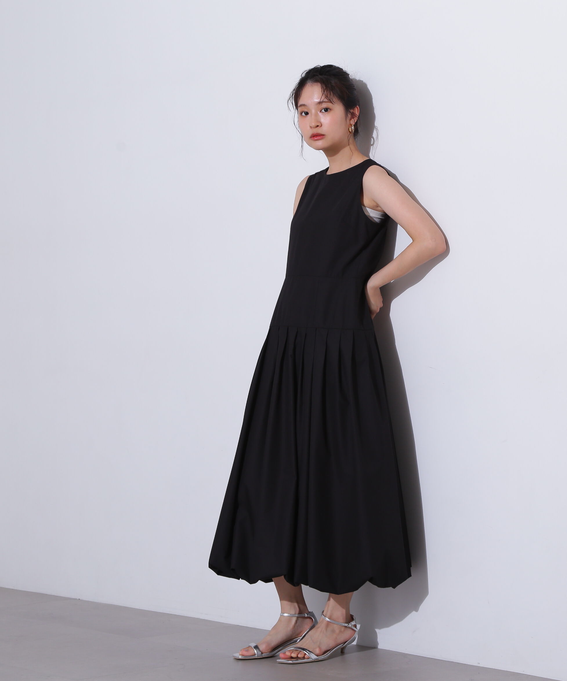  「バルーンノースリーブワンピース」|ワンピース|ブラック