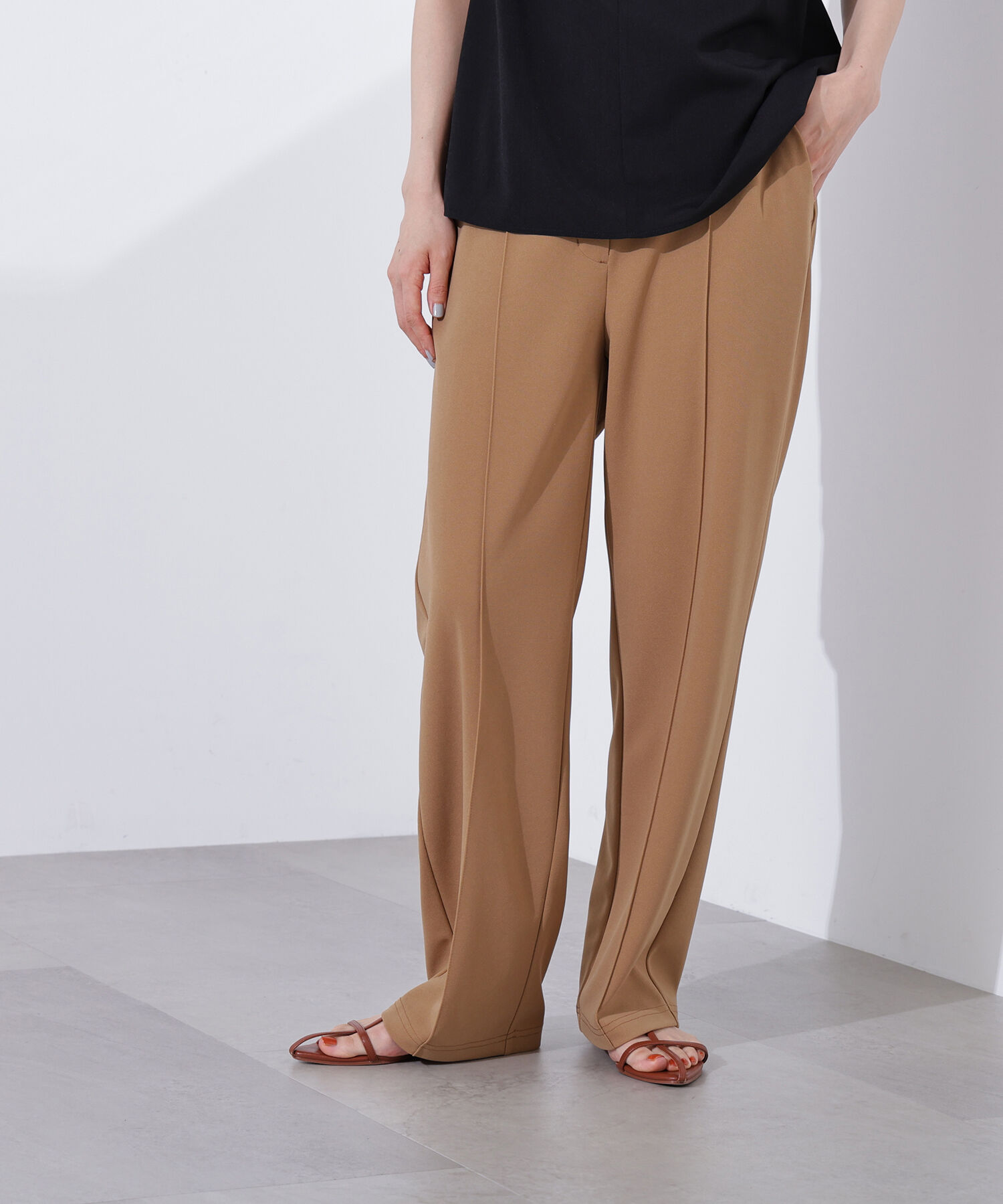  「ストレートリラクシーパンツ」|その他|