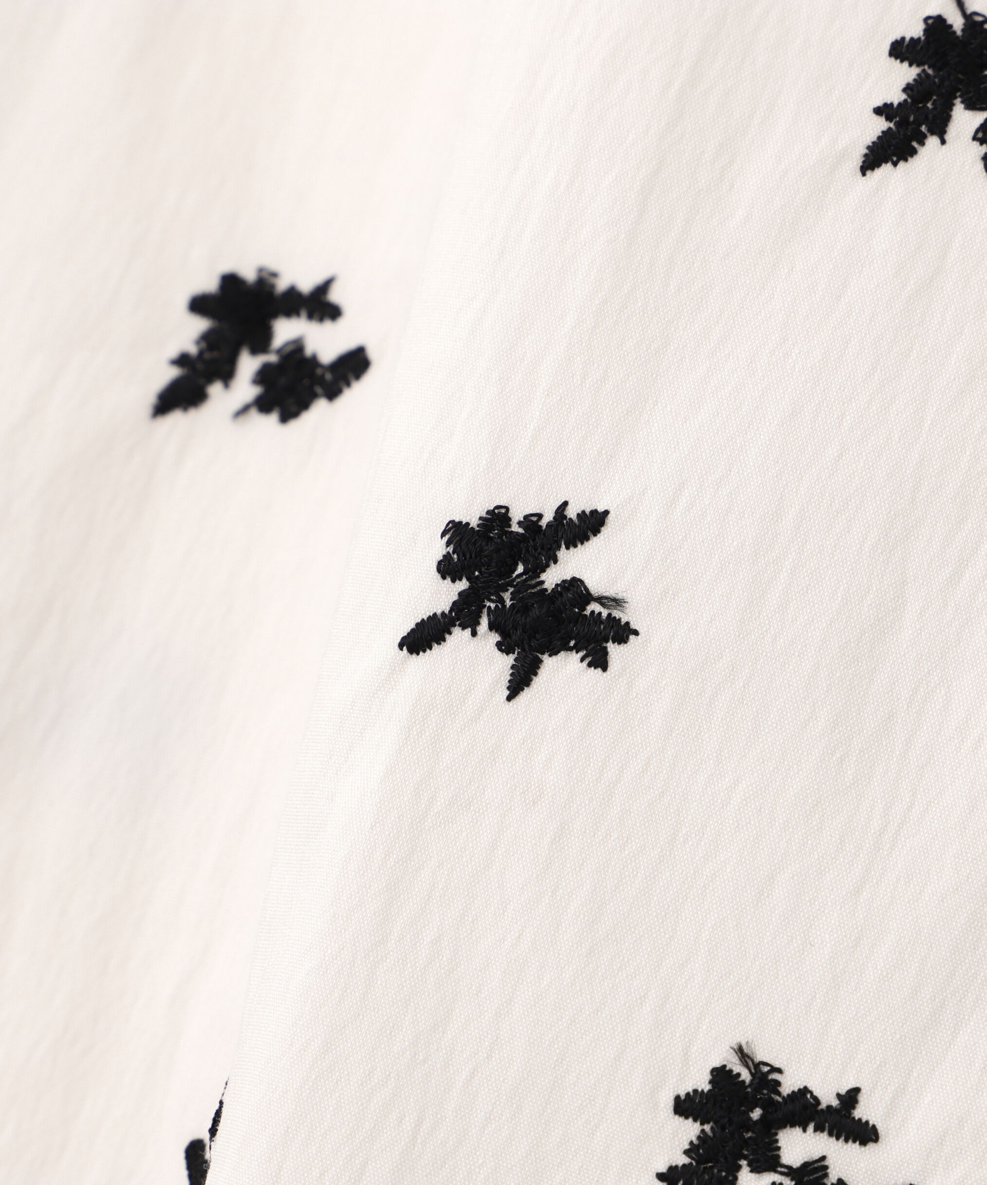  「エンブロイダリーシリーズ ナロースカート」|スカート|