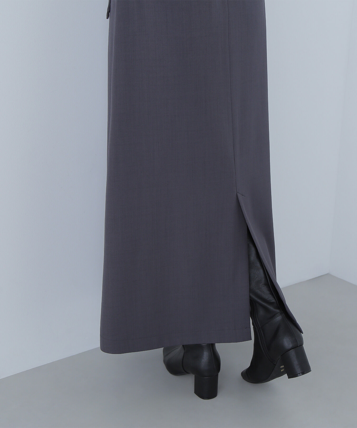  「ベルテッドセミフレアロングスカート」|スカート|