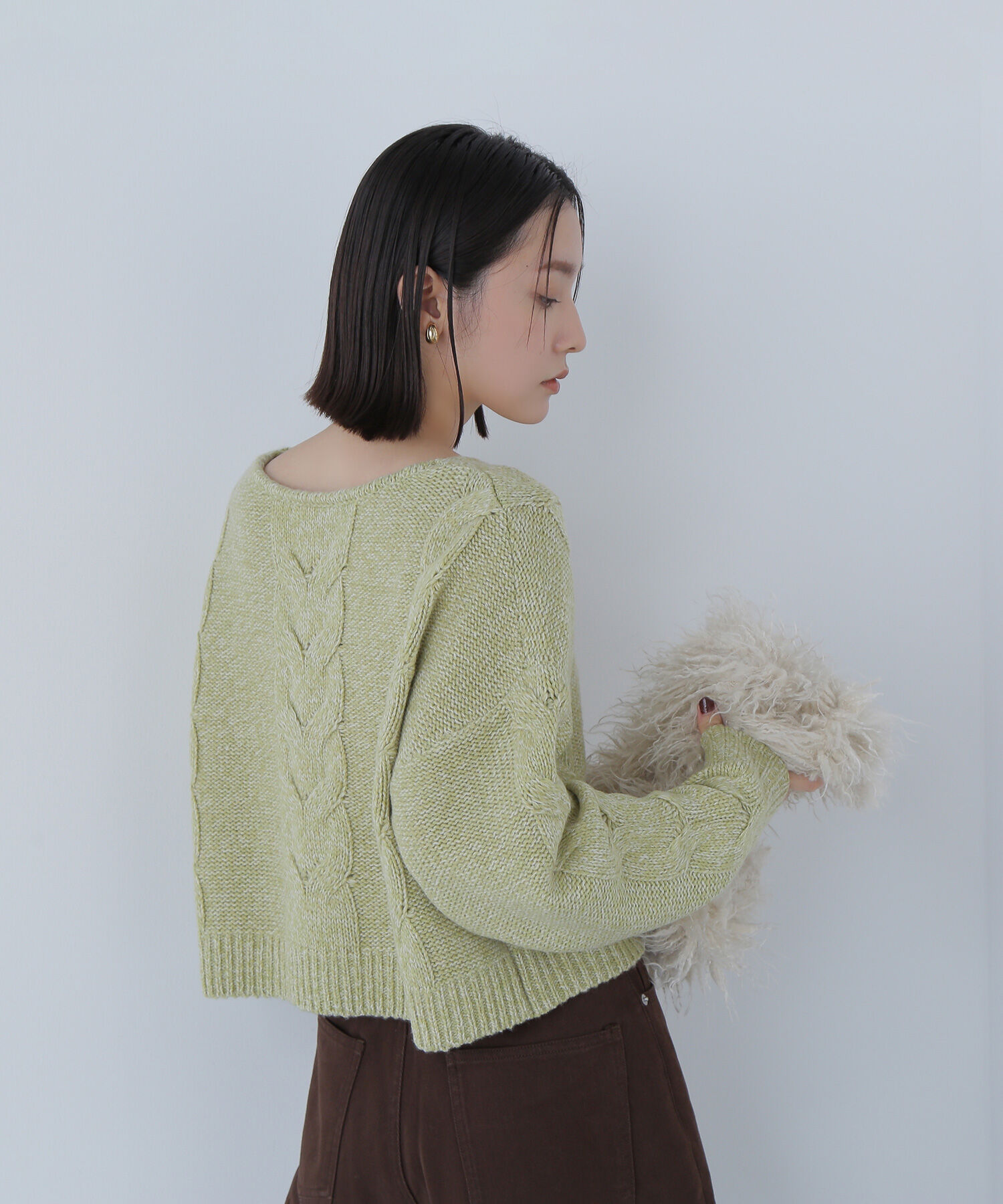  「Vネックケーブルニット」|ニット・セーター|