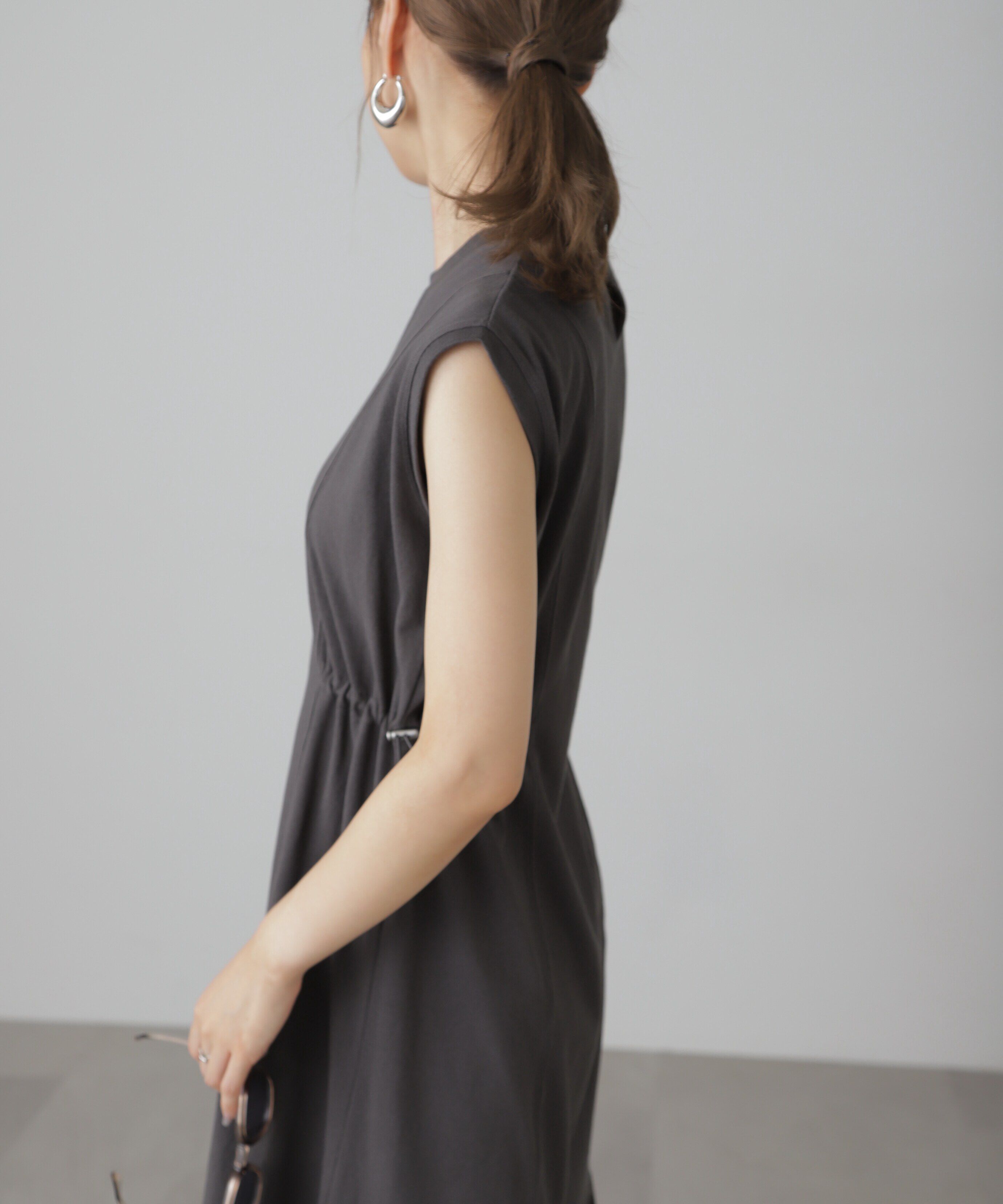  「布帛ドッキングフレンチスリーブカットワンピース」|ワンピース|