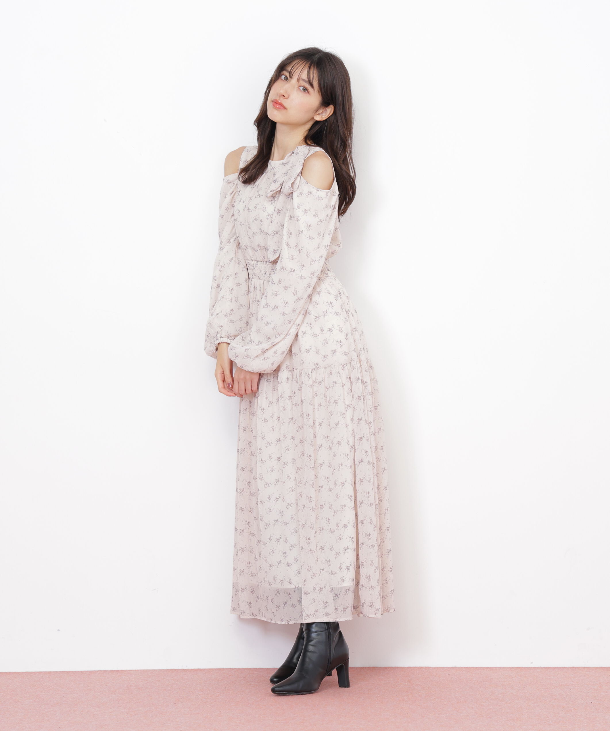  「小花柄ボウタイワンピース」|ワンピース|