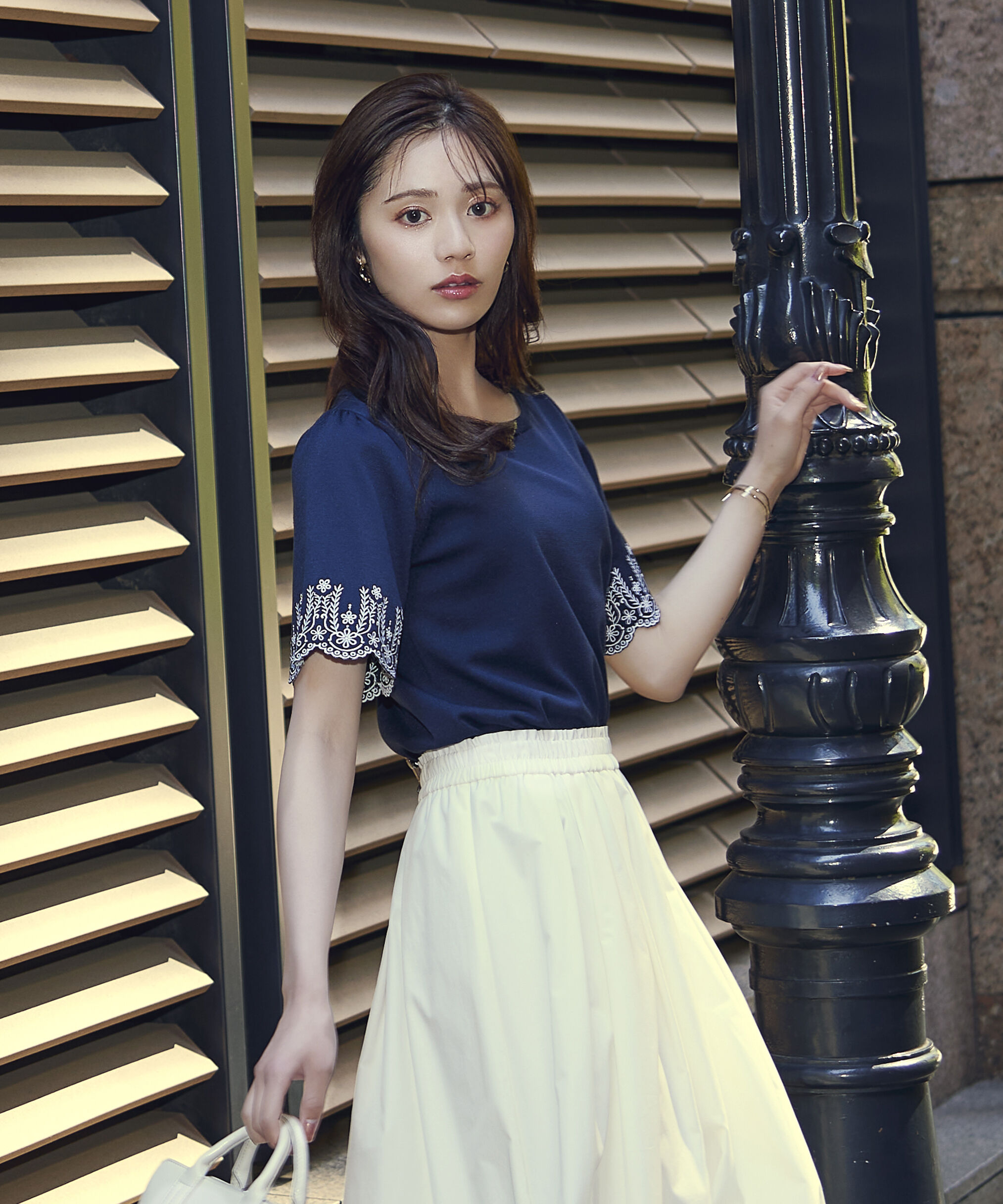 PROPORTION BODY DRESSING「エンブロイダリーフレアスリーブニット」|ニット・セーター|ネイビー&times;エク