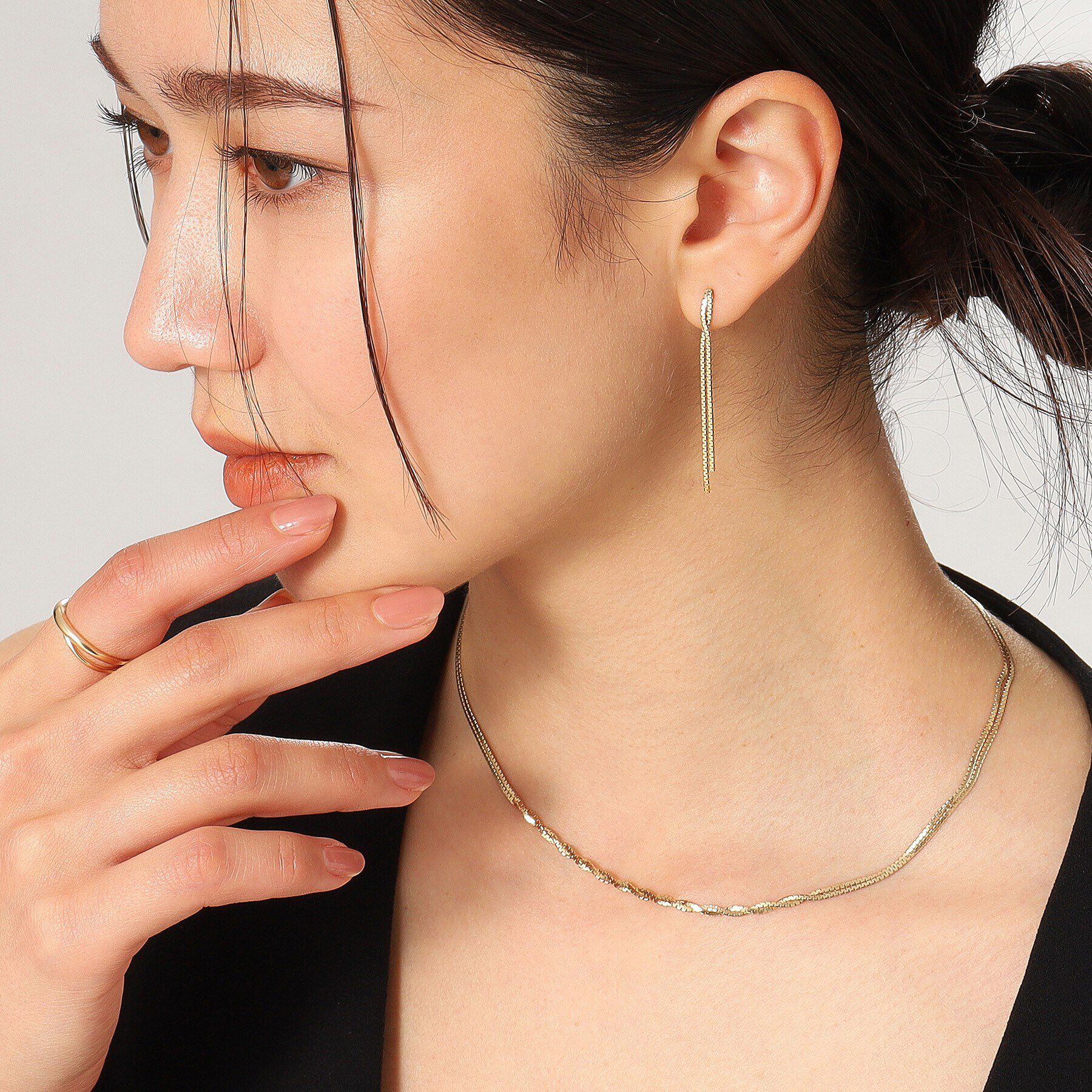 COCOSHNIK「K10ベネチアンフラットツイスト スタッドピアス」|ピアス|