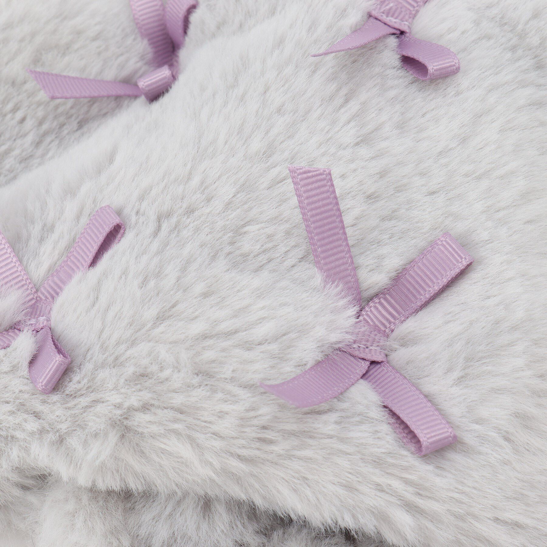 SHOO･LA･RUE「フェイクファーポンポン多リボンマフラー」|マフラー|