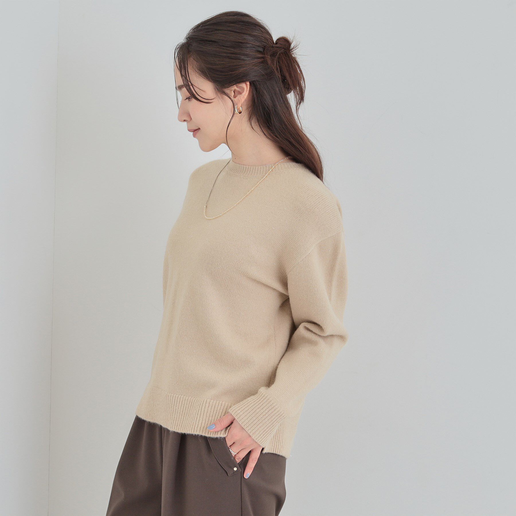 SHOO･LA･RUE「【S－LL/洗濯機可】キラキラ光るラメが上品　クルーネックニット」|ニット・セーター|