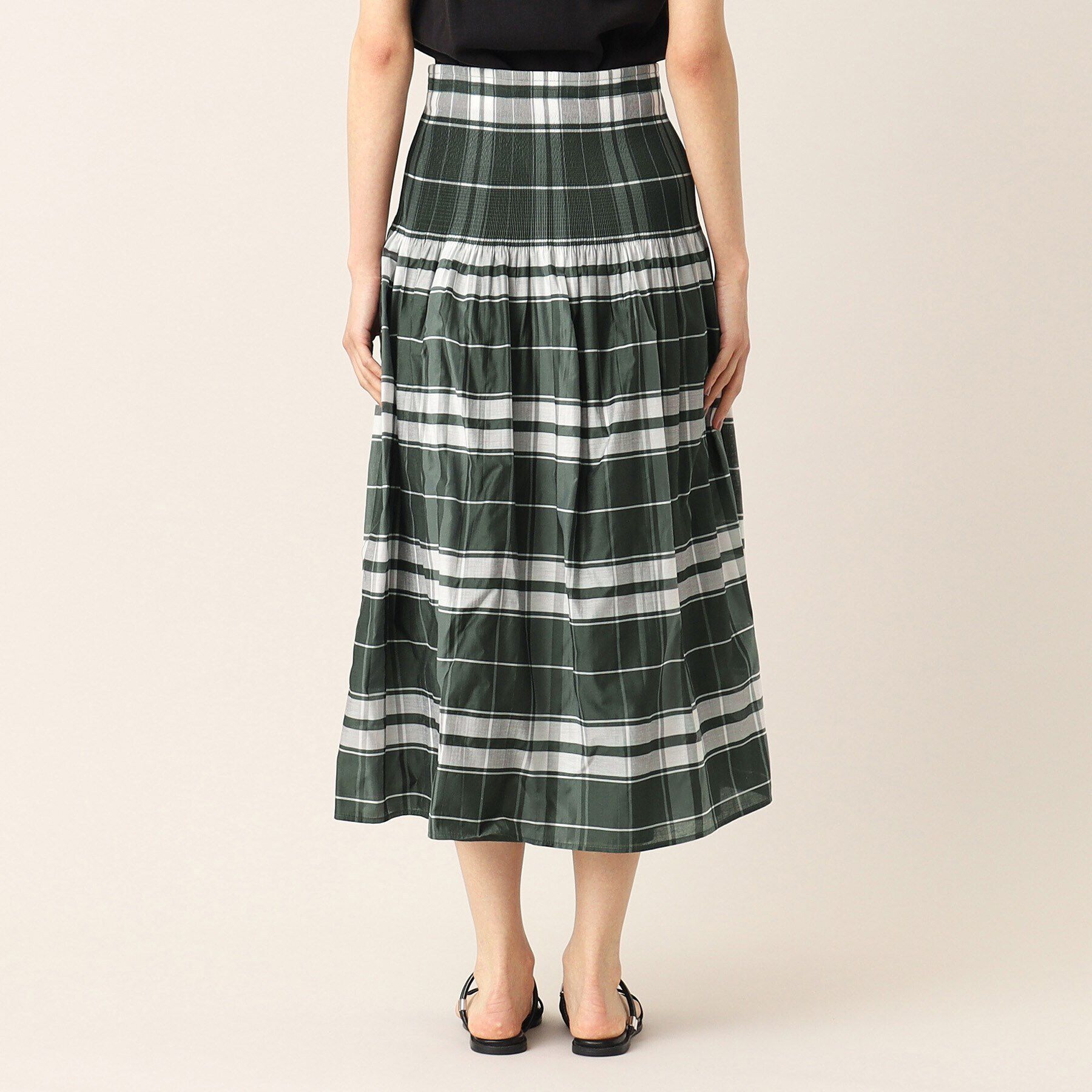 Dessin「【ウエストゴム・洗える】リバーシブルシャーリングスカート」|スカート|