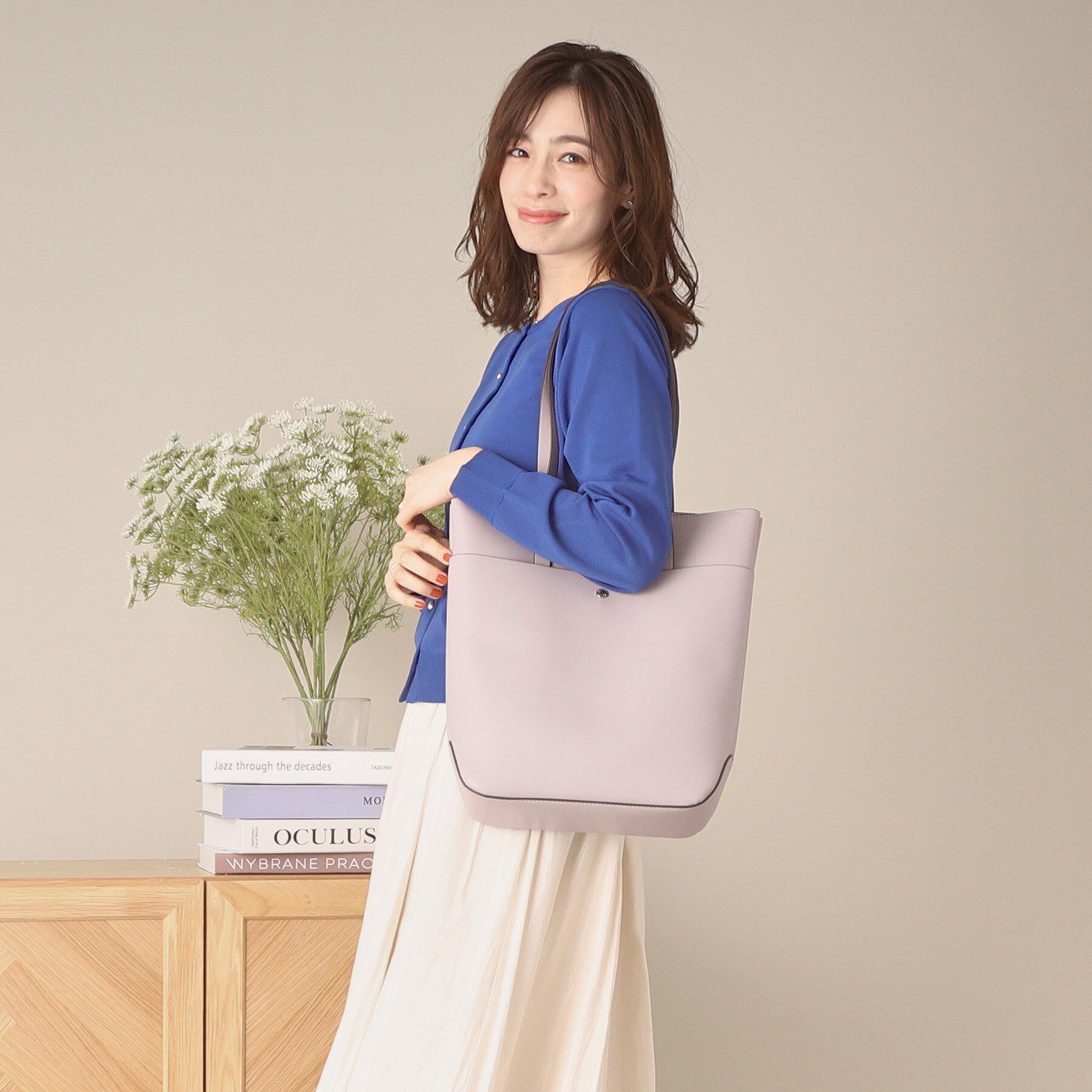 ITS&rsquo;DEMO「かるいかばん縦型A4トート【通勤／PC対応】」|トートバッグ|