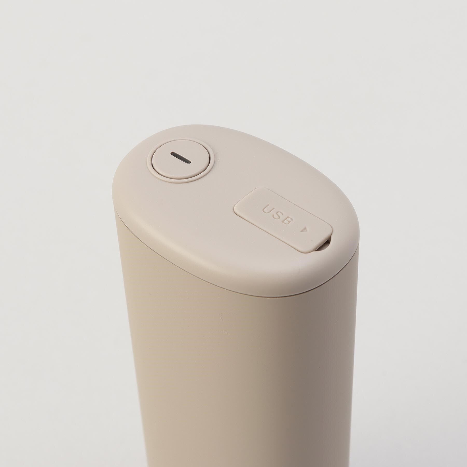 212 KITCHEN STORE「持ちやすいスリムカイロ カバー＆モバイルバッテリー機能付 モカ」|その他|