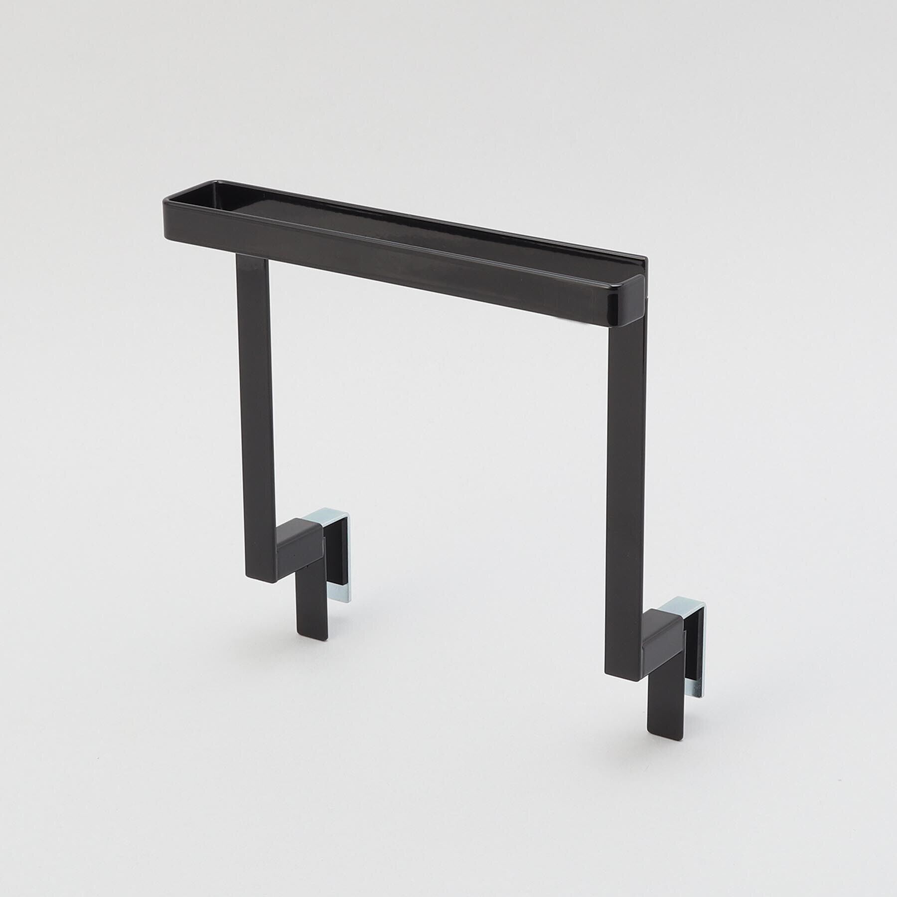 212 KITCHEN STORE「キッチンシンク下収納扉タオルハンガーH15 BK　 山崎実業 ＜tower タワー＞」|食器・キッチングッズ|