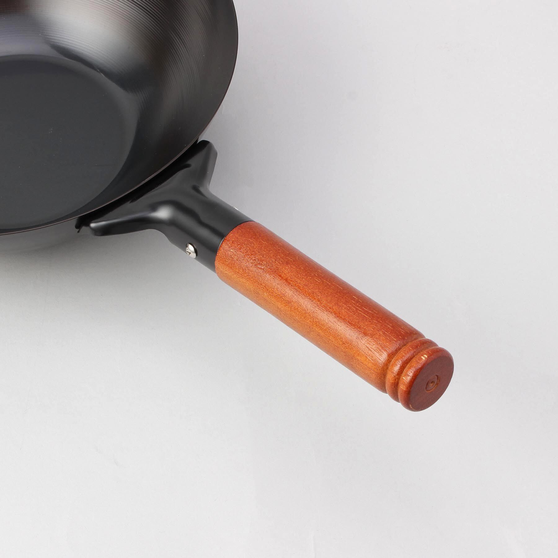 212 KITCHEN STORE「中華家 鉄製いため鍋26cm(お玉付)」|食器・キッチングッズ|