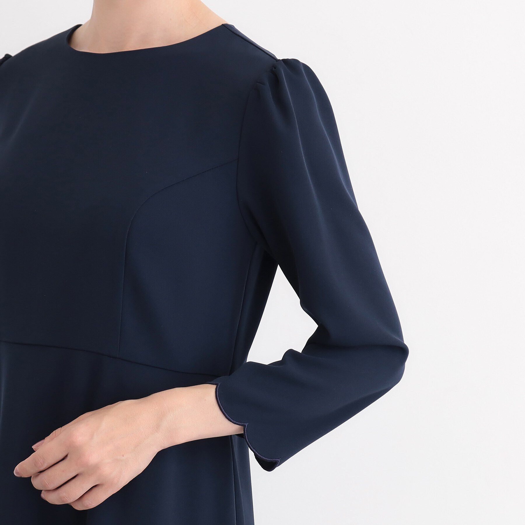 SunaUna「【オケージョン対応可／スカラップ刺繍】膝下丈ワンピース」|ワンピース|