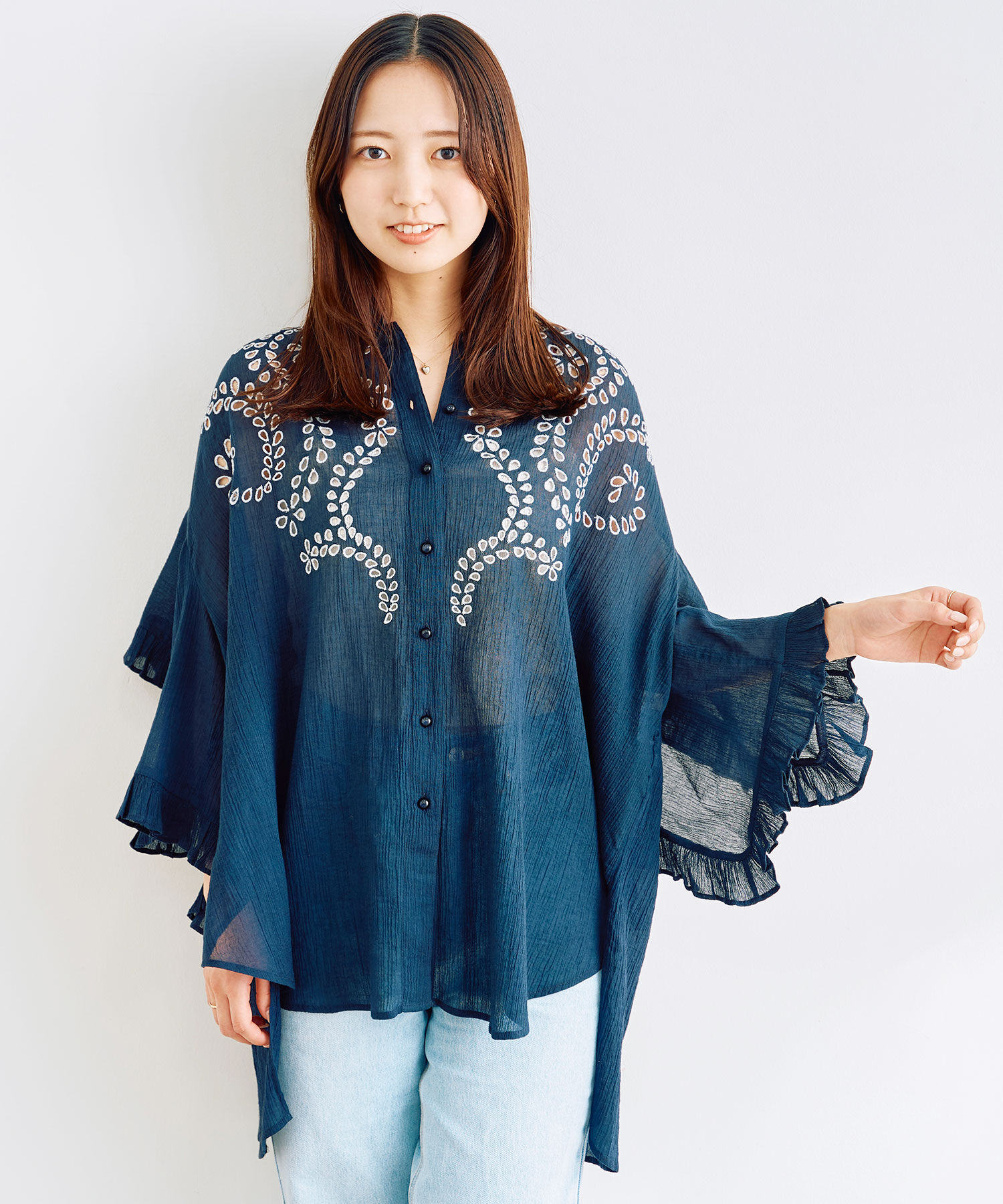 エンブロイダリーフリルスリーブブラウス（COCO DEAL）｜ルミネの