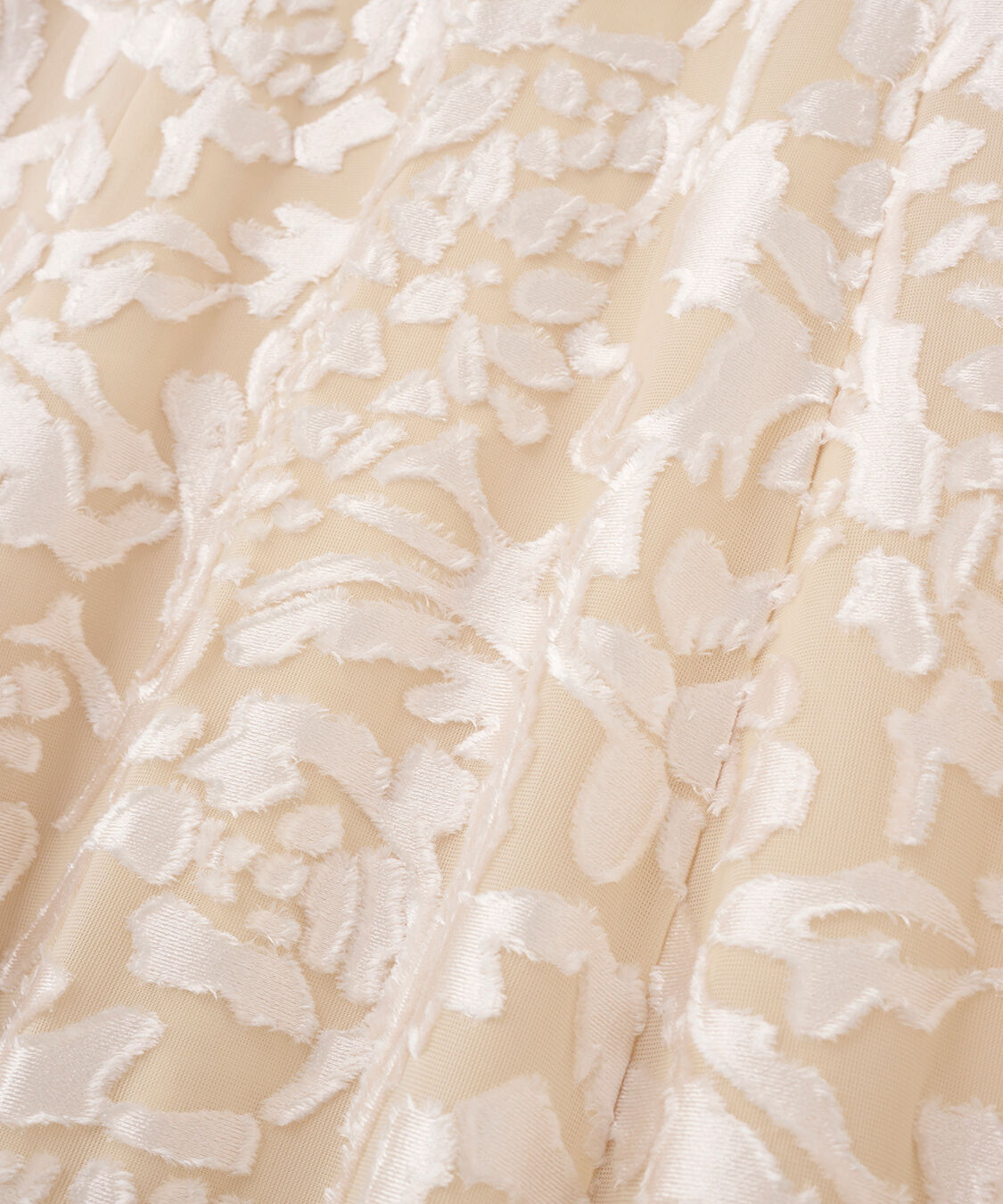 COCO DEAL「コサージュチョーカー付きオパールメッシュワンピース」|ワンピース|