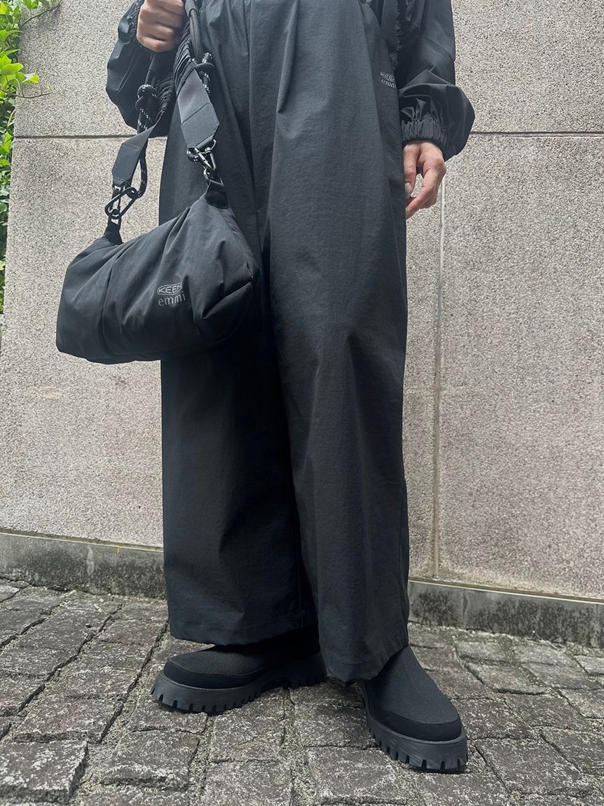 KEEN「【emmi&times;KEEN】GATHER TUCK PANTS」|チノ|