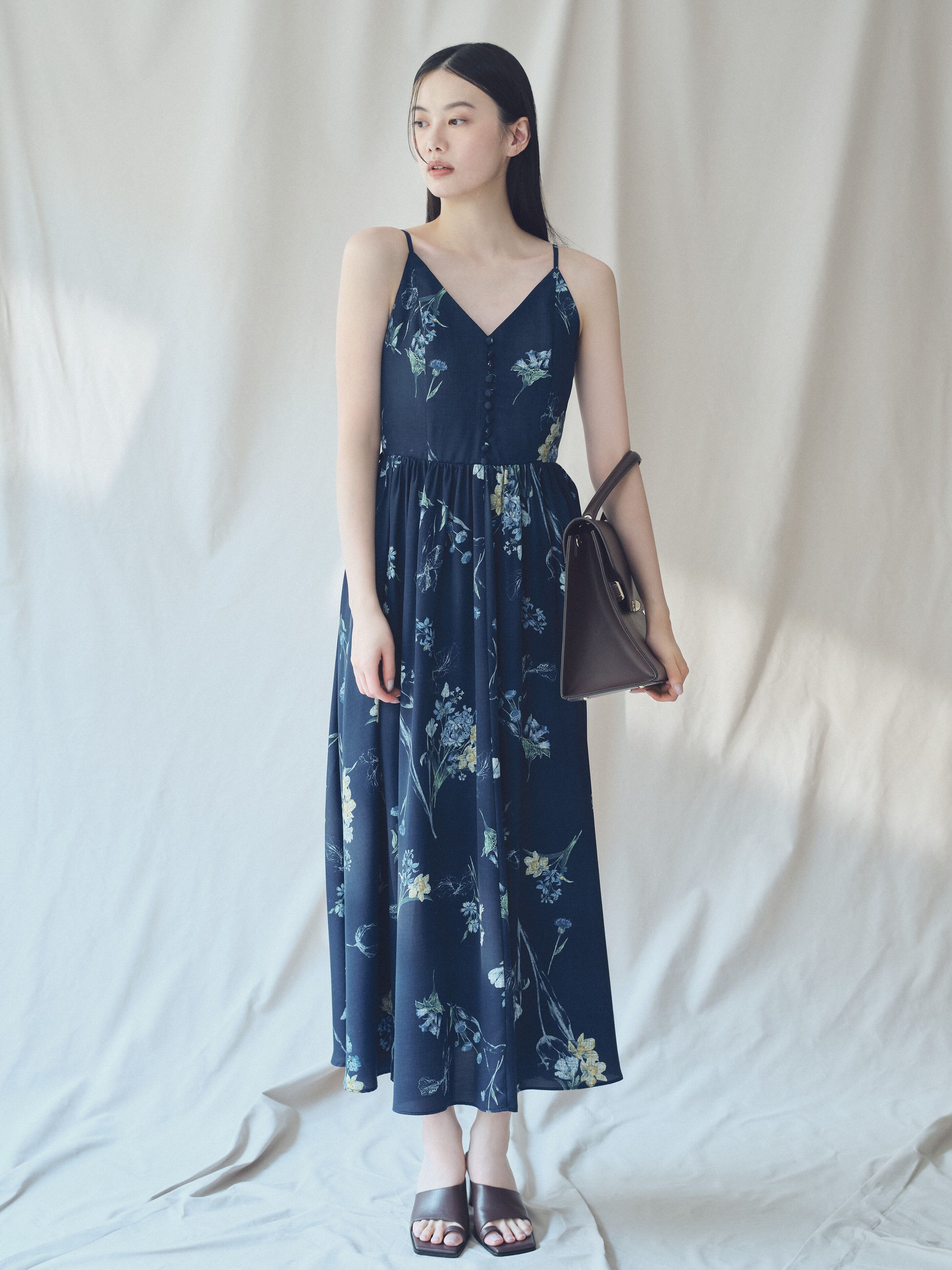 FRAY I.D「【00サイズ】ボタニカルプリントキャミソールワンピース」|ワンピース|